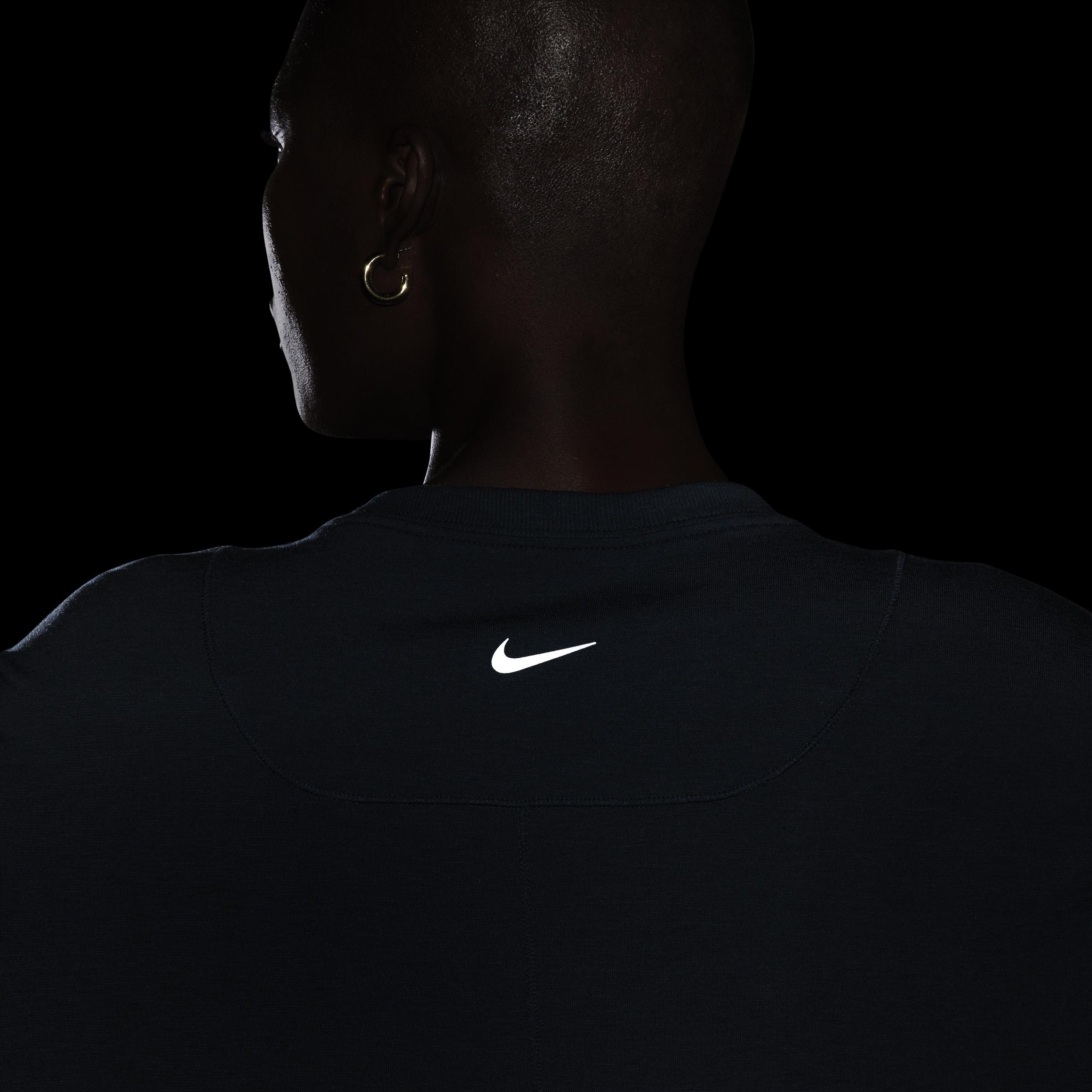 Nike One Relaxed Women's Dri-FIT Short-Sleeve Top Product Image