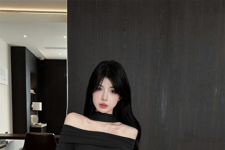 Long-Sleeve Off Shoulder Plain Mini Bodycon Dress Product Image