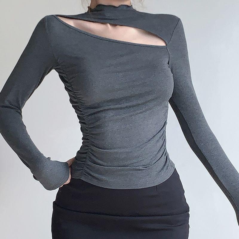 Long Sleeve Mock Neck Plain Cut-Out Ruched Slim-Fit Crop Top Product Image