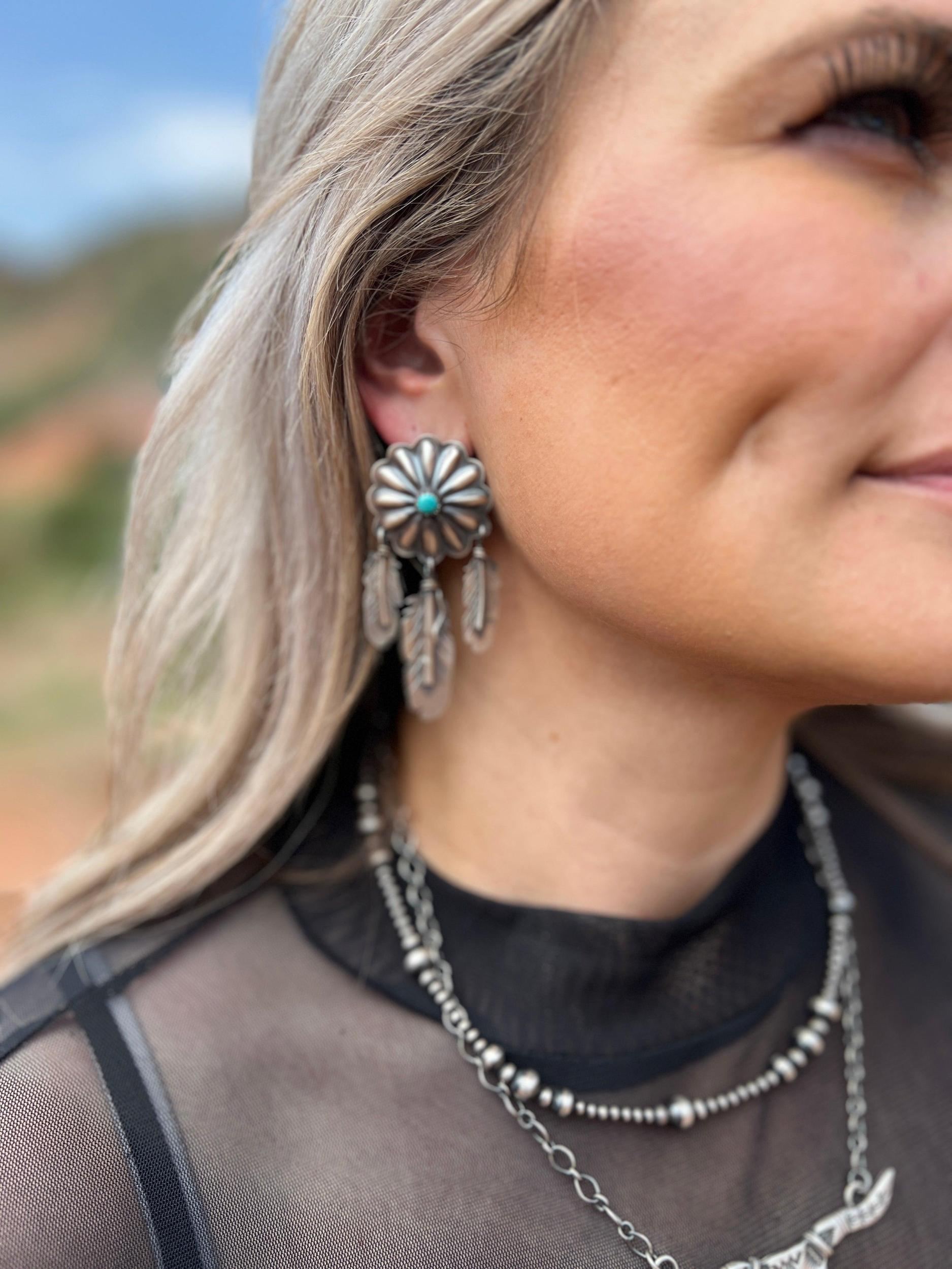 T’aachill - t’a’ Navajo Sterling Silver Earrings Product Image