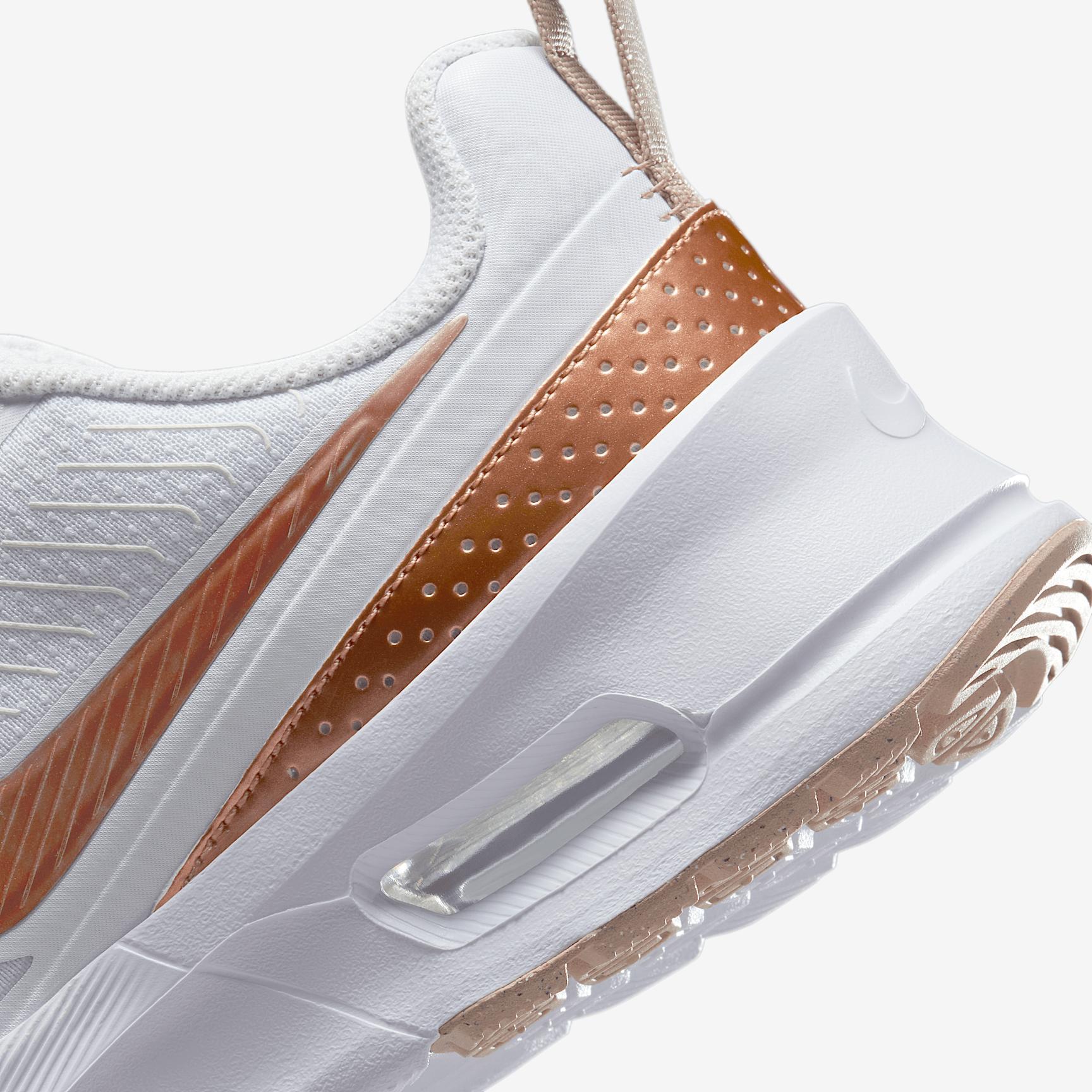 Nike Air Max Nuaxis Women's Shoes Product Image