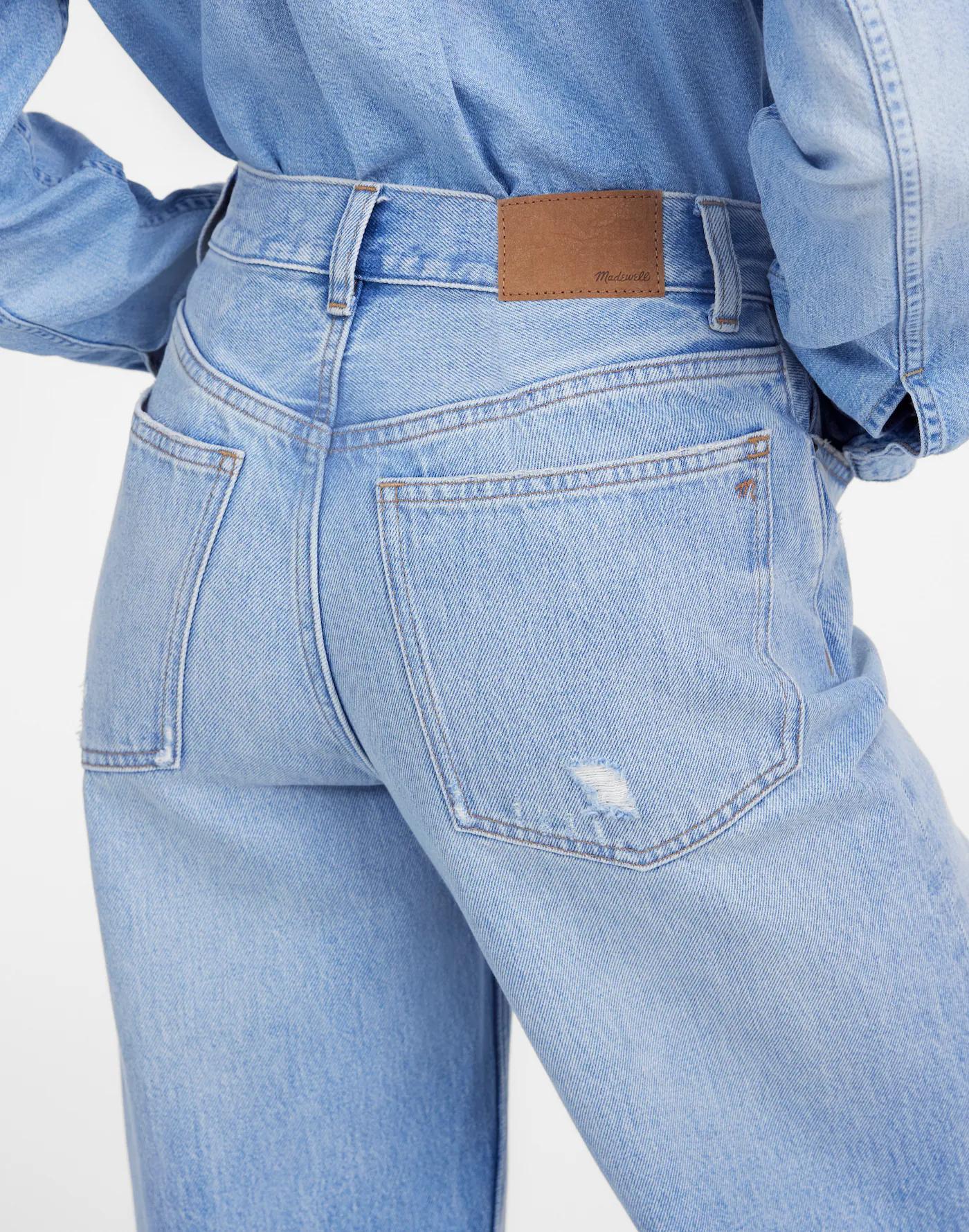 Low-Slung Baggy Jeans Product Image