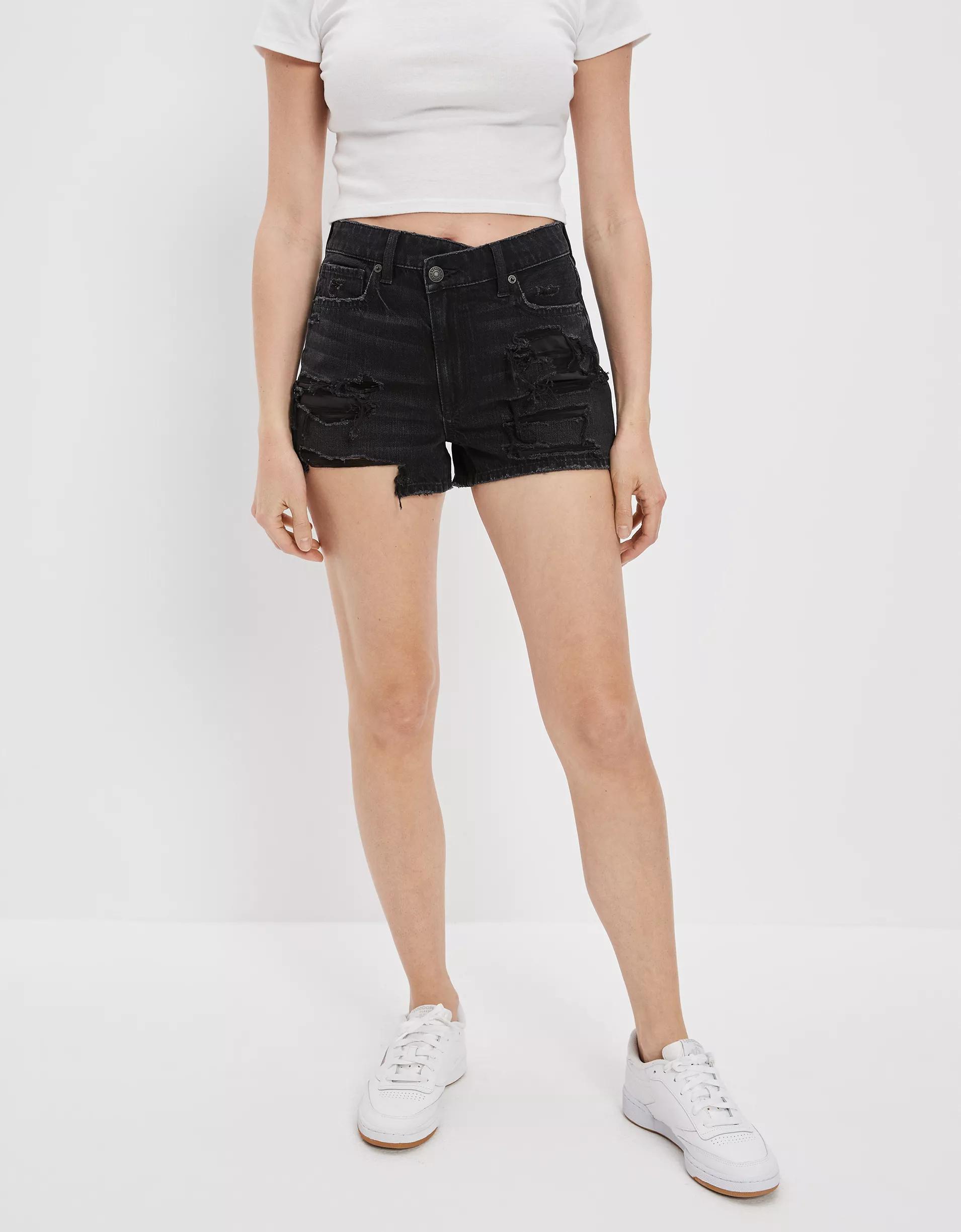 AE Denim Mom Short Product Image