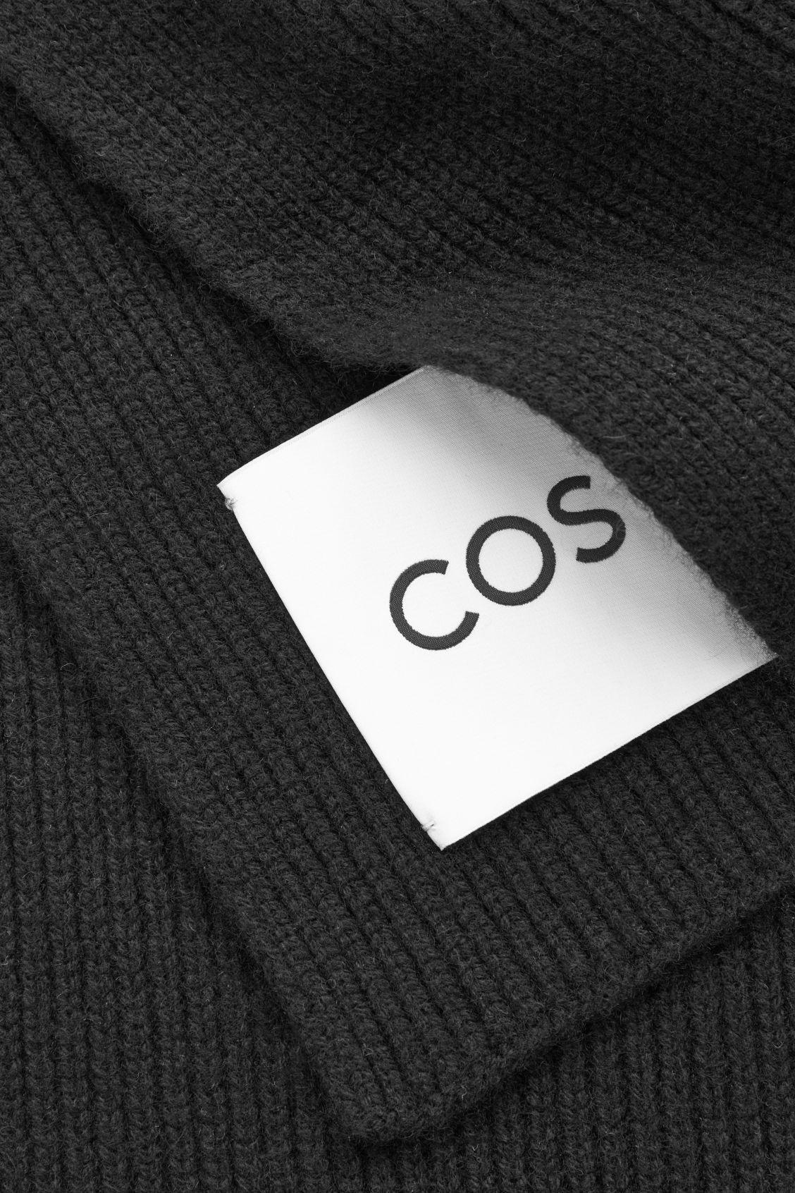 CASHMERE-BLEND SCARF Product Image