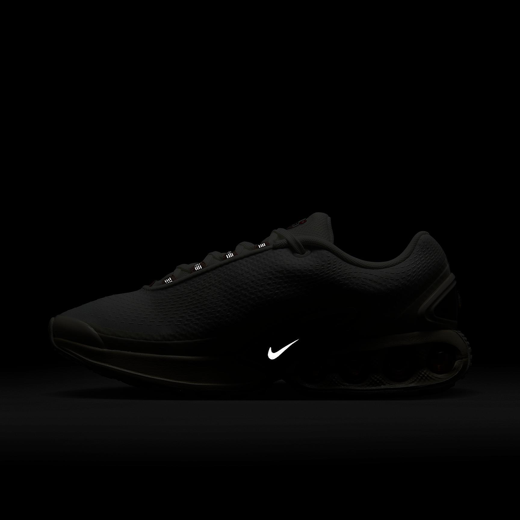 Nike Air Max Dn Tech Women's Shoes Product Image
