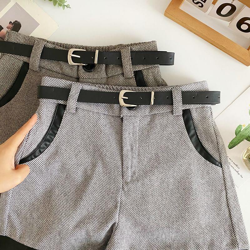 High Waist Herringbone Shorts With Belt Product Image