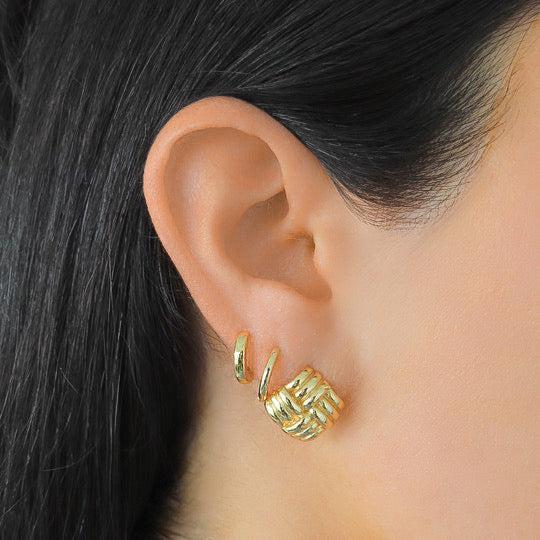 Old Money Earrings Product Image