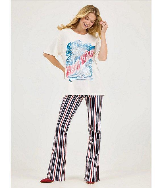 Wrangler® x Lainey Wilson Short Sleeve Heck Yeah Graphic T-Shirt Product Image