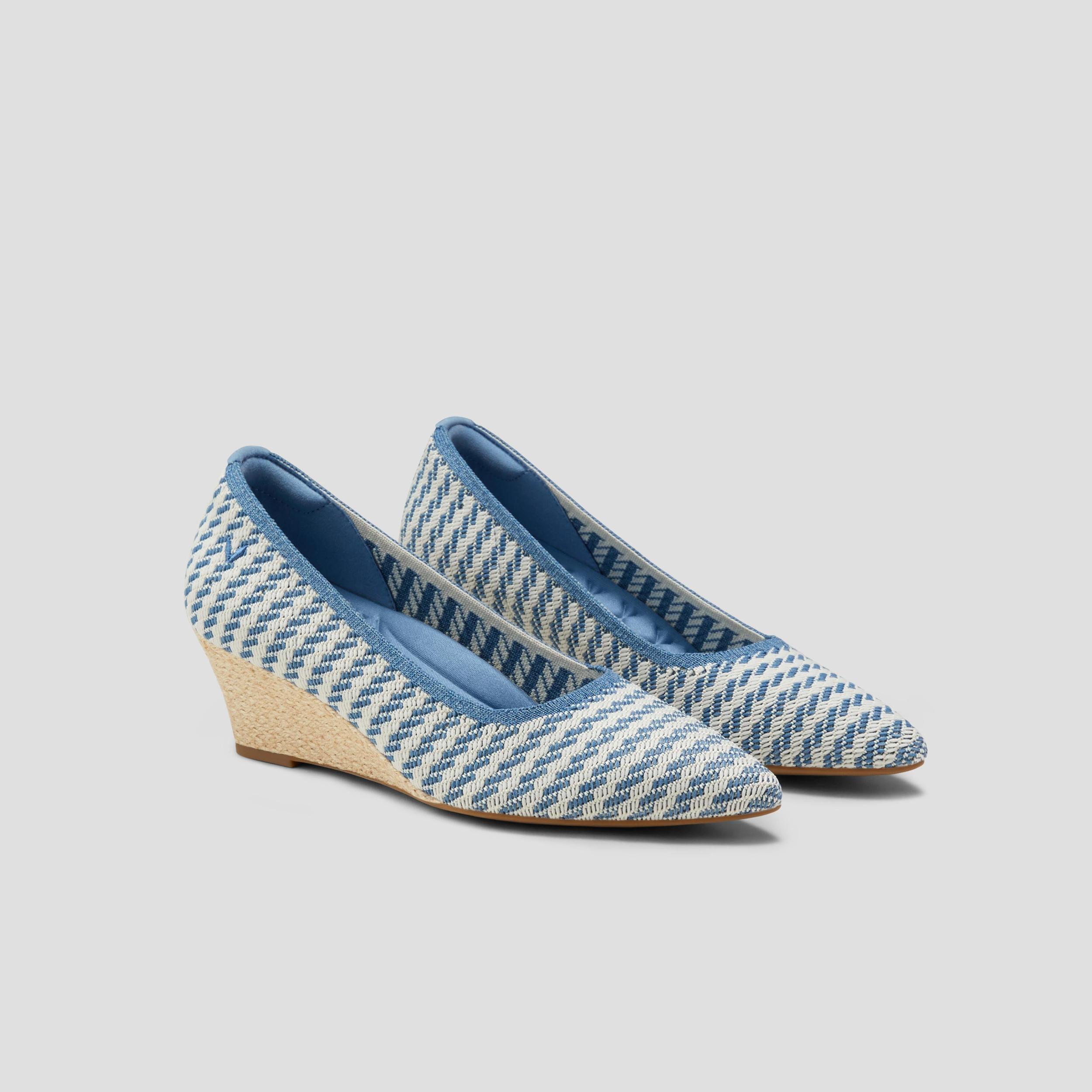 Pointed-Toe Wedge (Aria Wedge Pro) Product Image