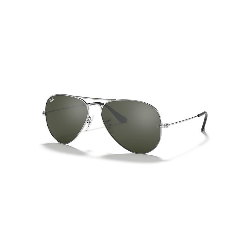 Ray-Ban Unisex 58mm Gradient Aviator Sunglasses in Black at Nordstrom Product Image