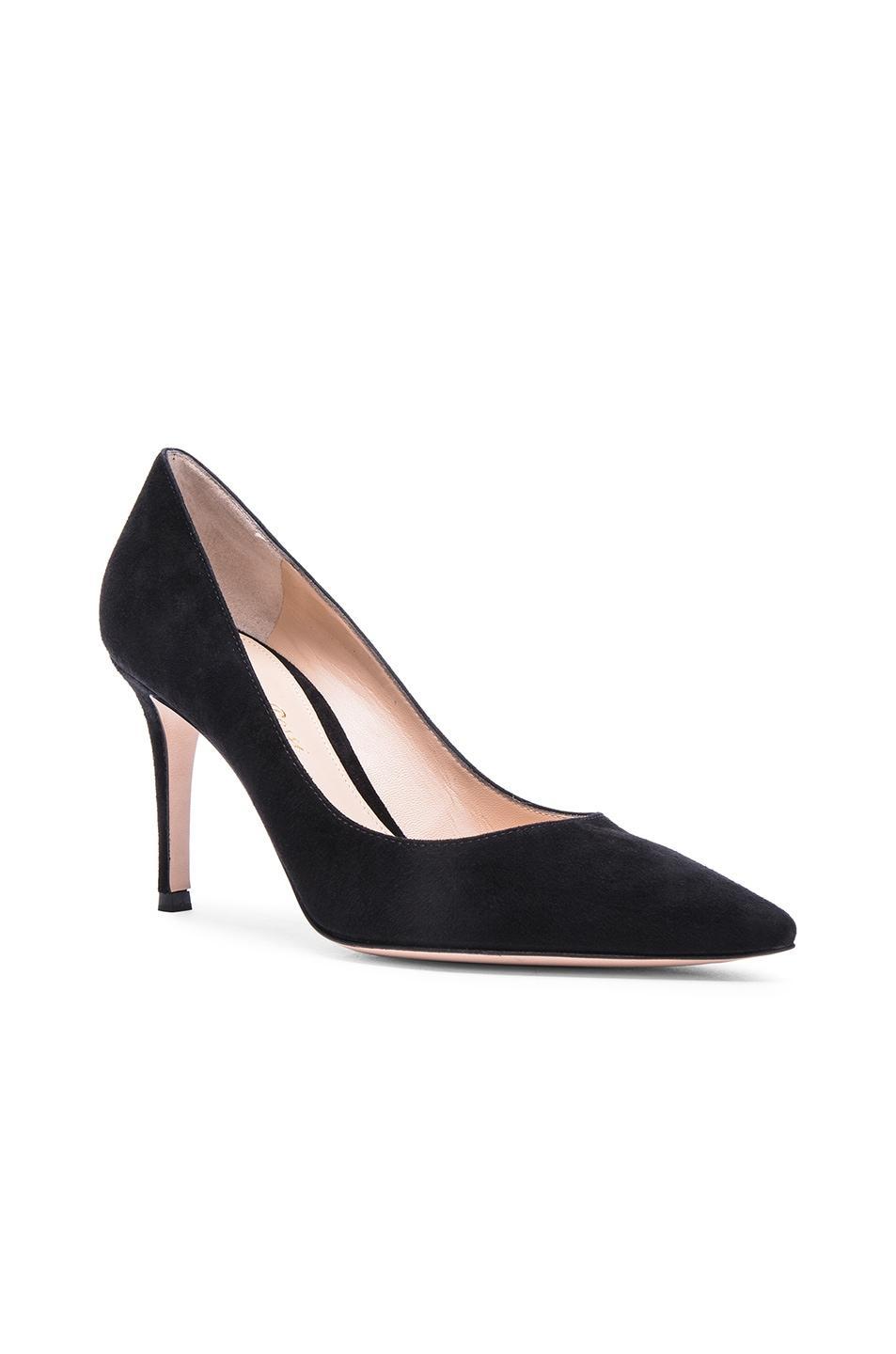 Suede Pumps Product Image