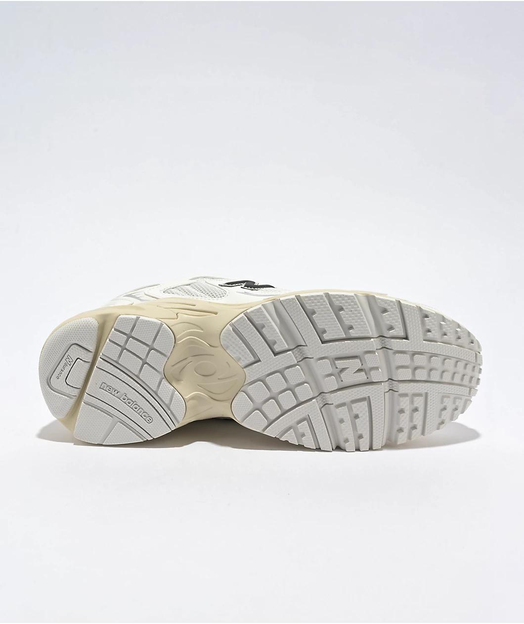 New Balance Lifestyle 725V1 Sea Salt, Phantom & Bone Shoes Product Image