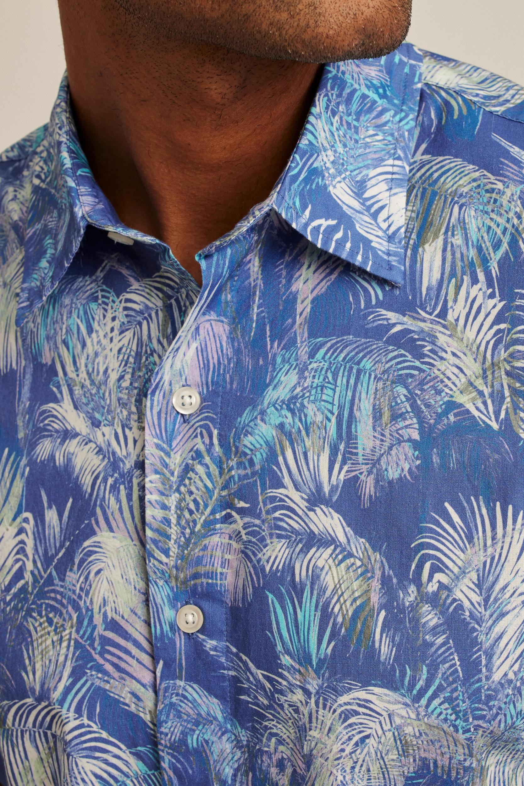 Riviera Short Sleeve Shirt Product Image