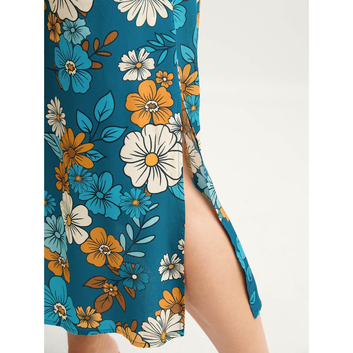 Plus Size Floral Drawstring Bodice Side Slit Midi Dress Navy Women V-neck Short sleeve Curvy BloomChic 30/6X Product Image