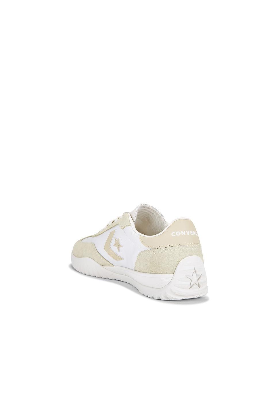 Run Star Trainer Sneaker Converse Product Image
