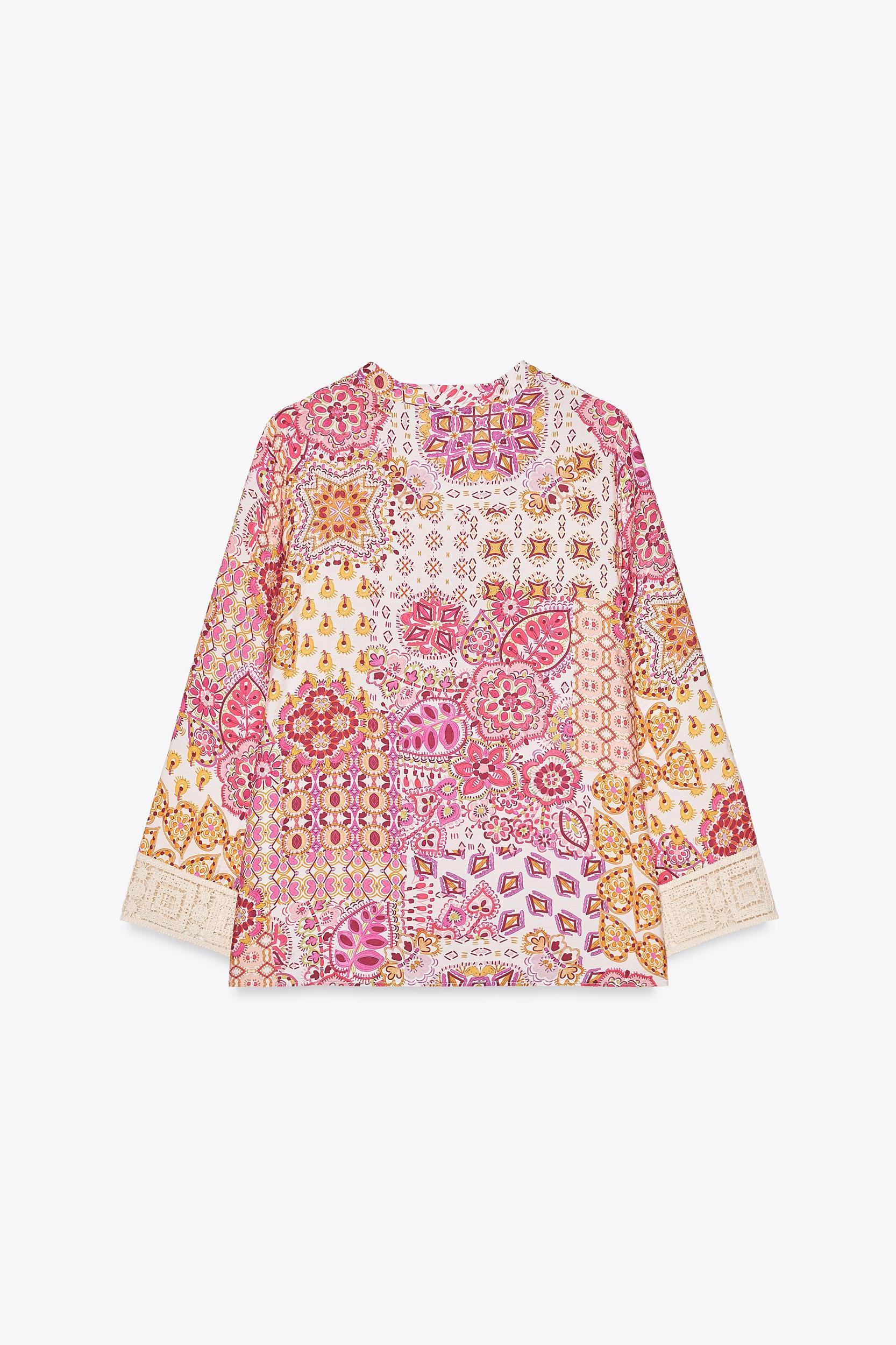 PRINTED BLOUSE WITH GUIPURE LACE SLEEVES Product Image