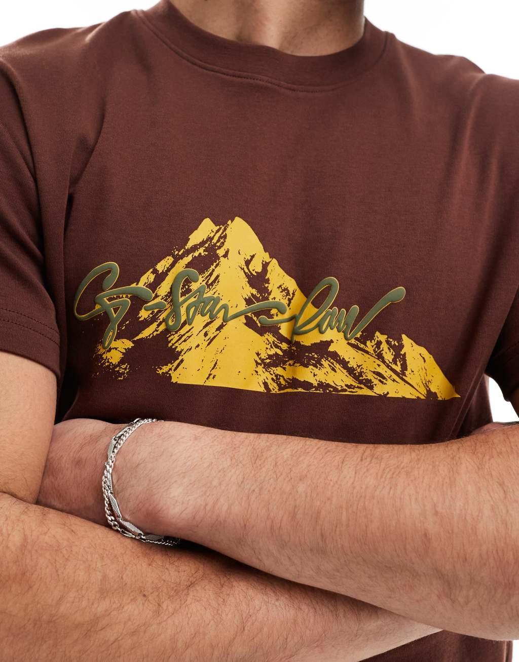 G-Star t-shirt in brown with summit print Product Image