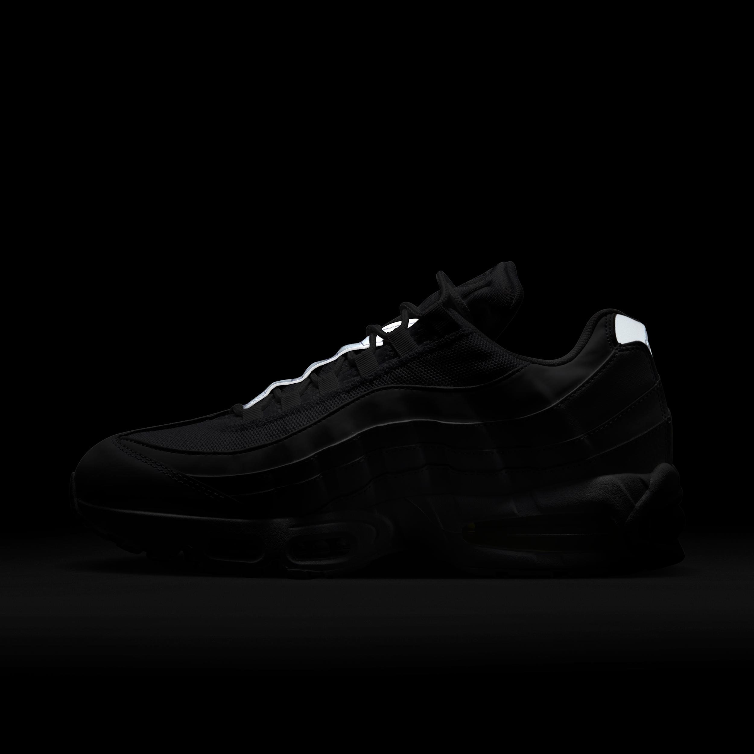 Nike Men's Air Max 95 "Big Bubble" Shoes Product Image