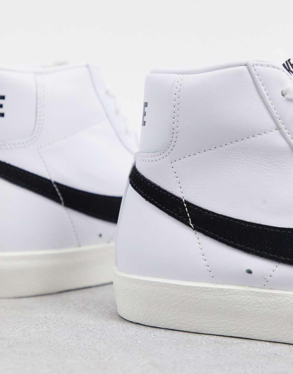Nike Blazer Mid 77 sneakers Product Image