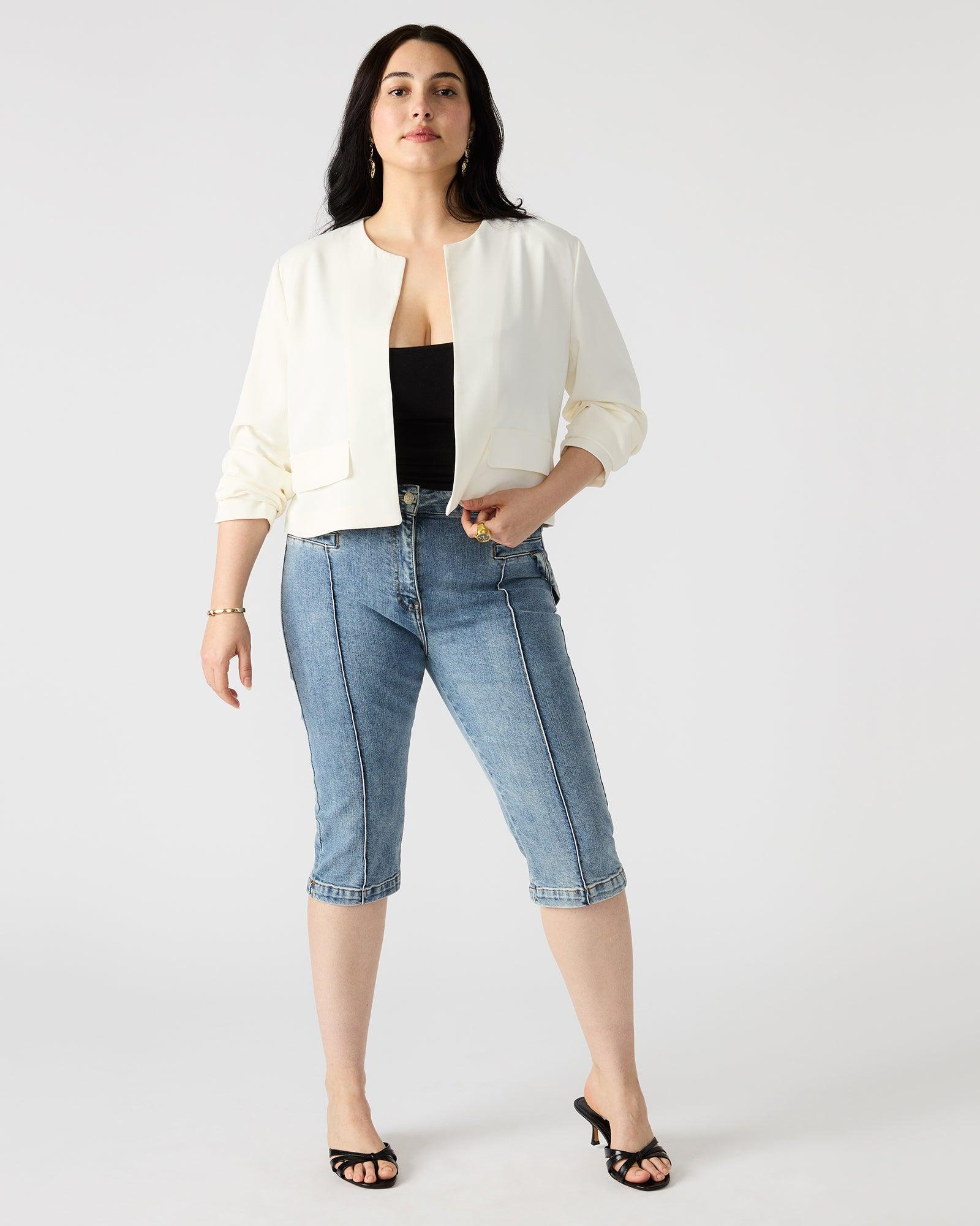 SERENEA BLAZER WHITE Female Product Image