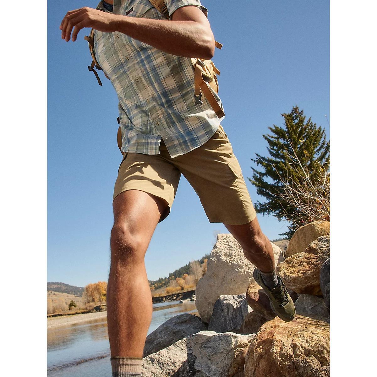Wrangler ATG Men's Highland Cargo Short in Elmwood Product Image