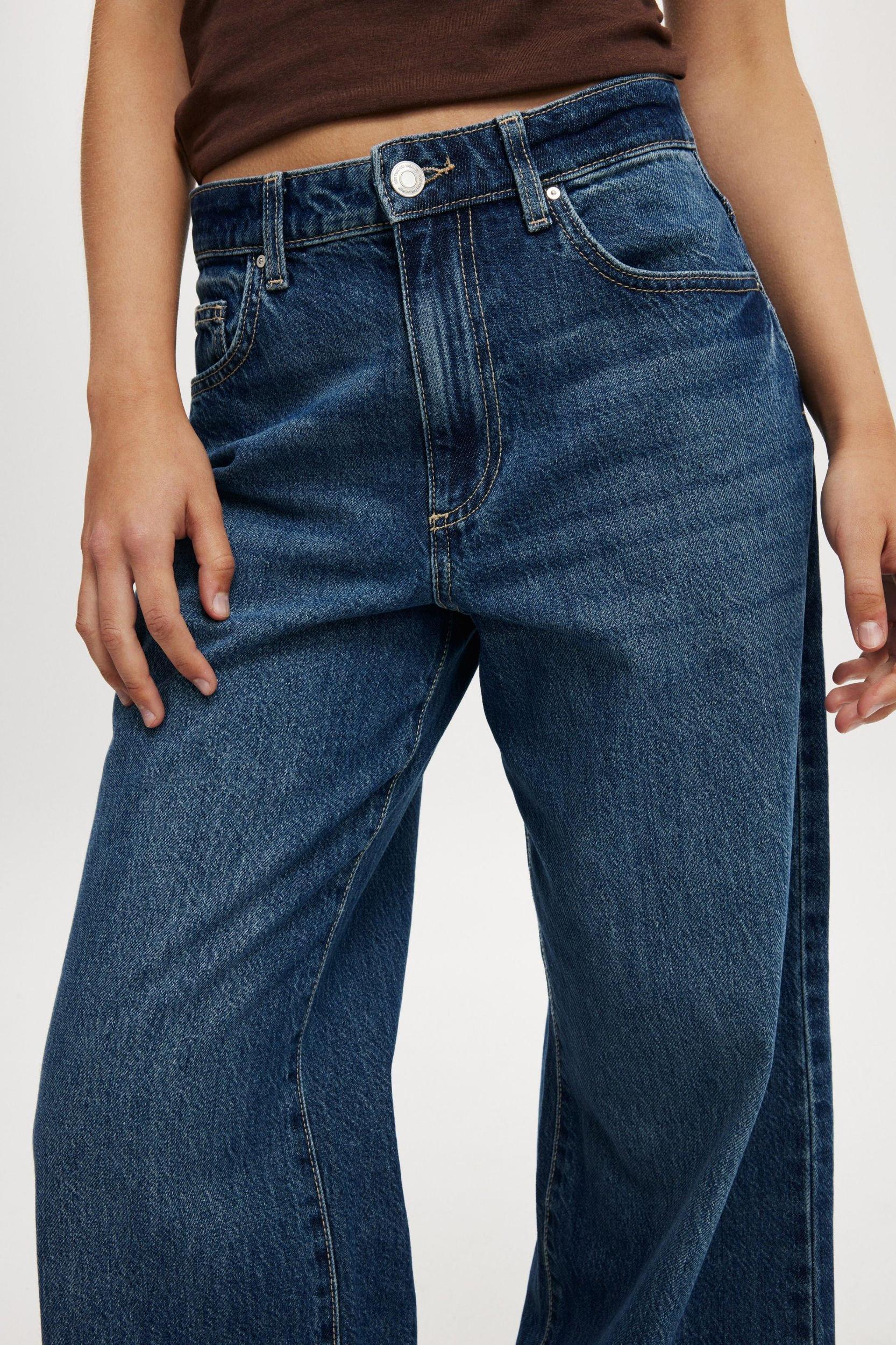 Relaxed Wide Jean Product Image