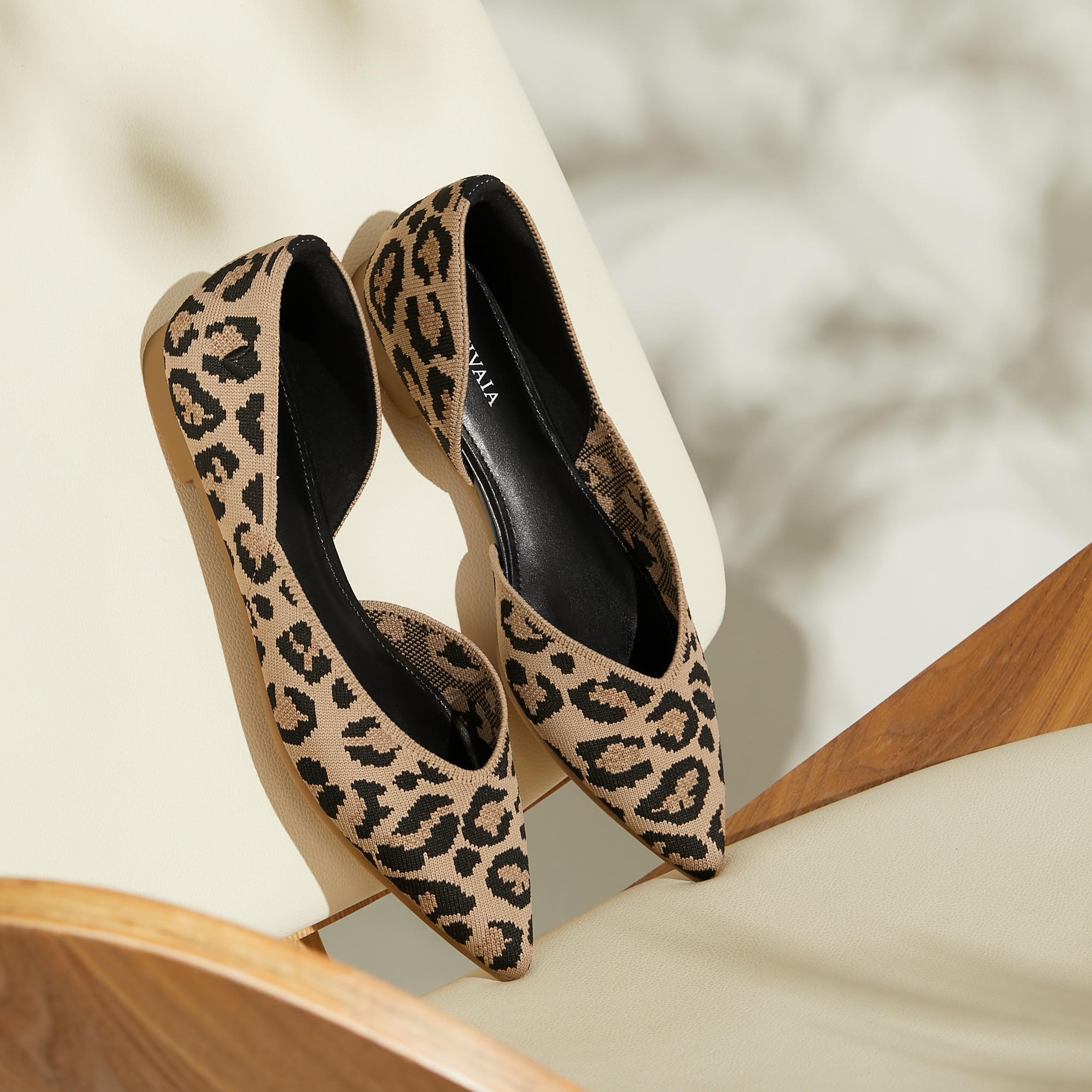 Pointed-Toe D'Orsay Flats (Melia) Product Image