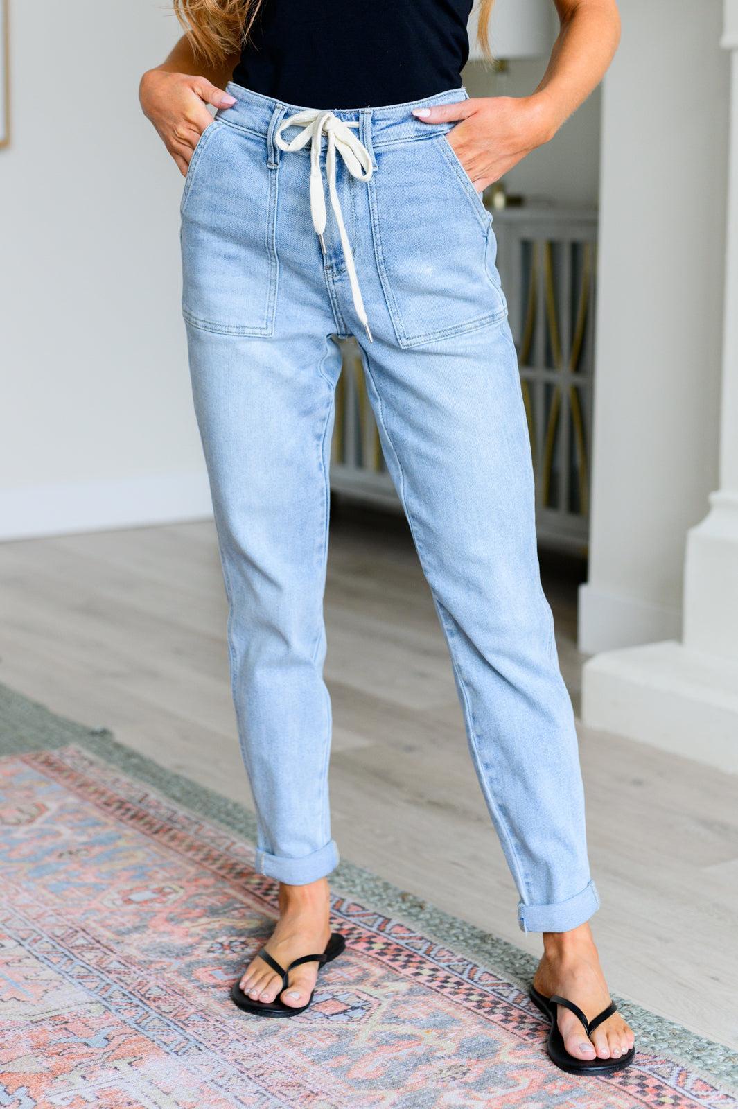Cooper High Rise Vintage Denim Jogger (Online Exclusive) Female Product Image