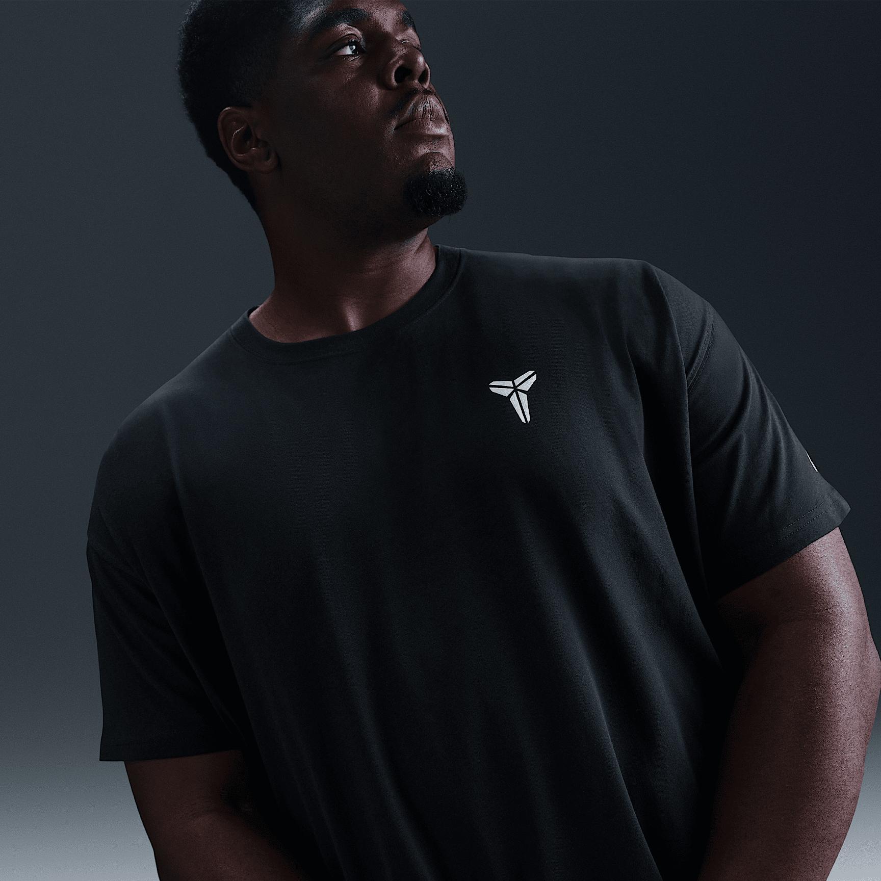 Nike Men's Kobe Basketball T-Shirt Product Image