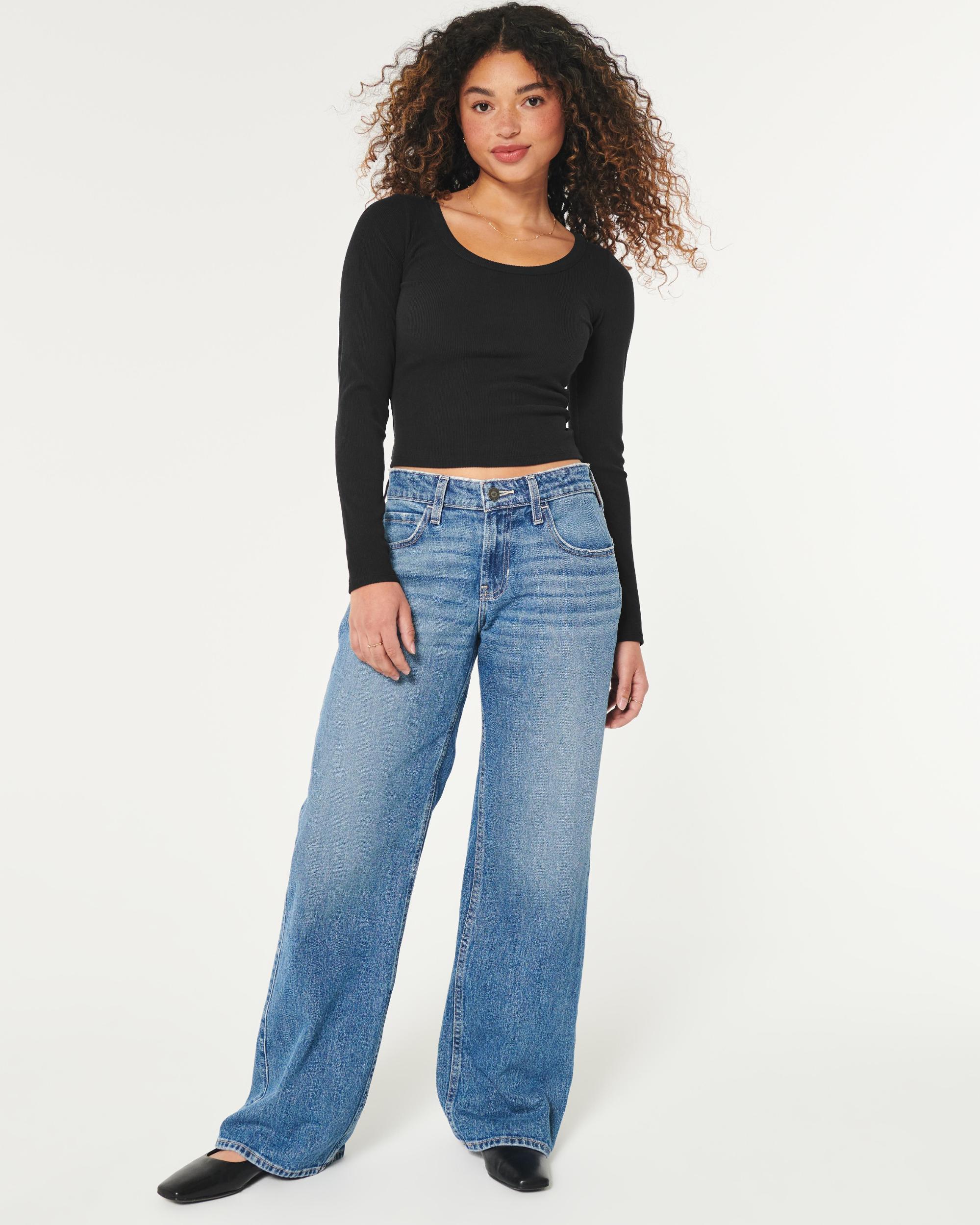 Clothing for Women & Men | Teen Clothing | Hollister Co. Product Image