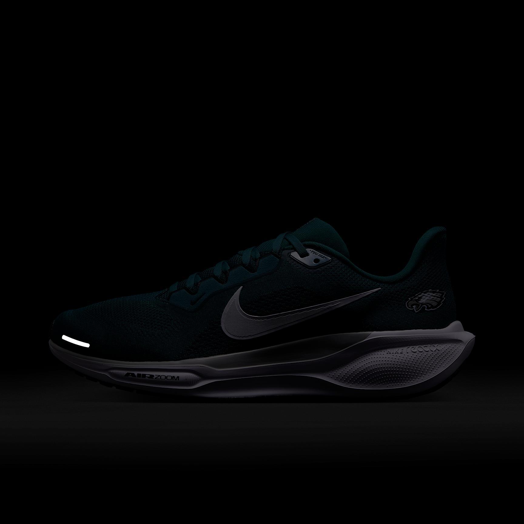 Philadelphia Eagles Pegasus 41 Men's Nike NFL Road Running Shoes Product Image