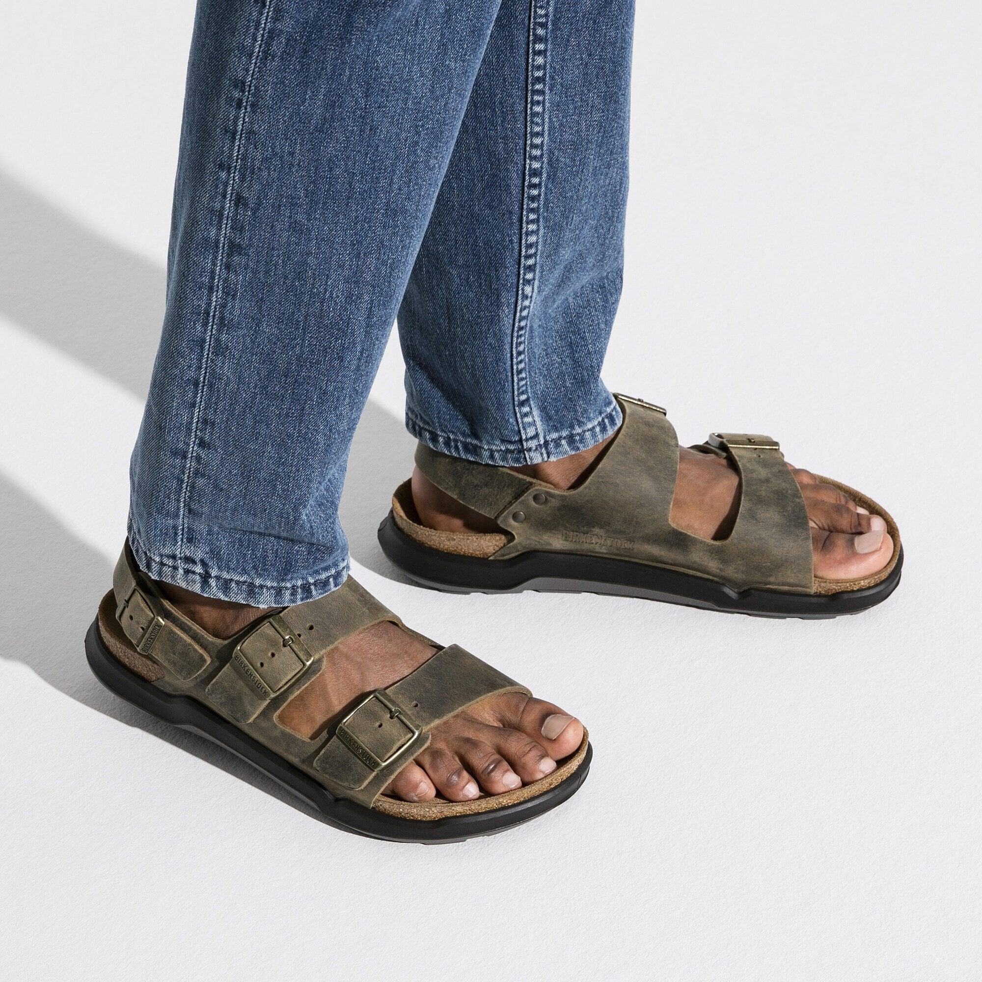 Milano Crosstown Men Waxy Leather Product Image