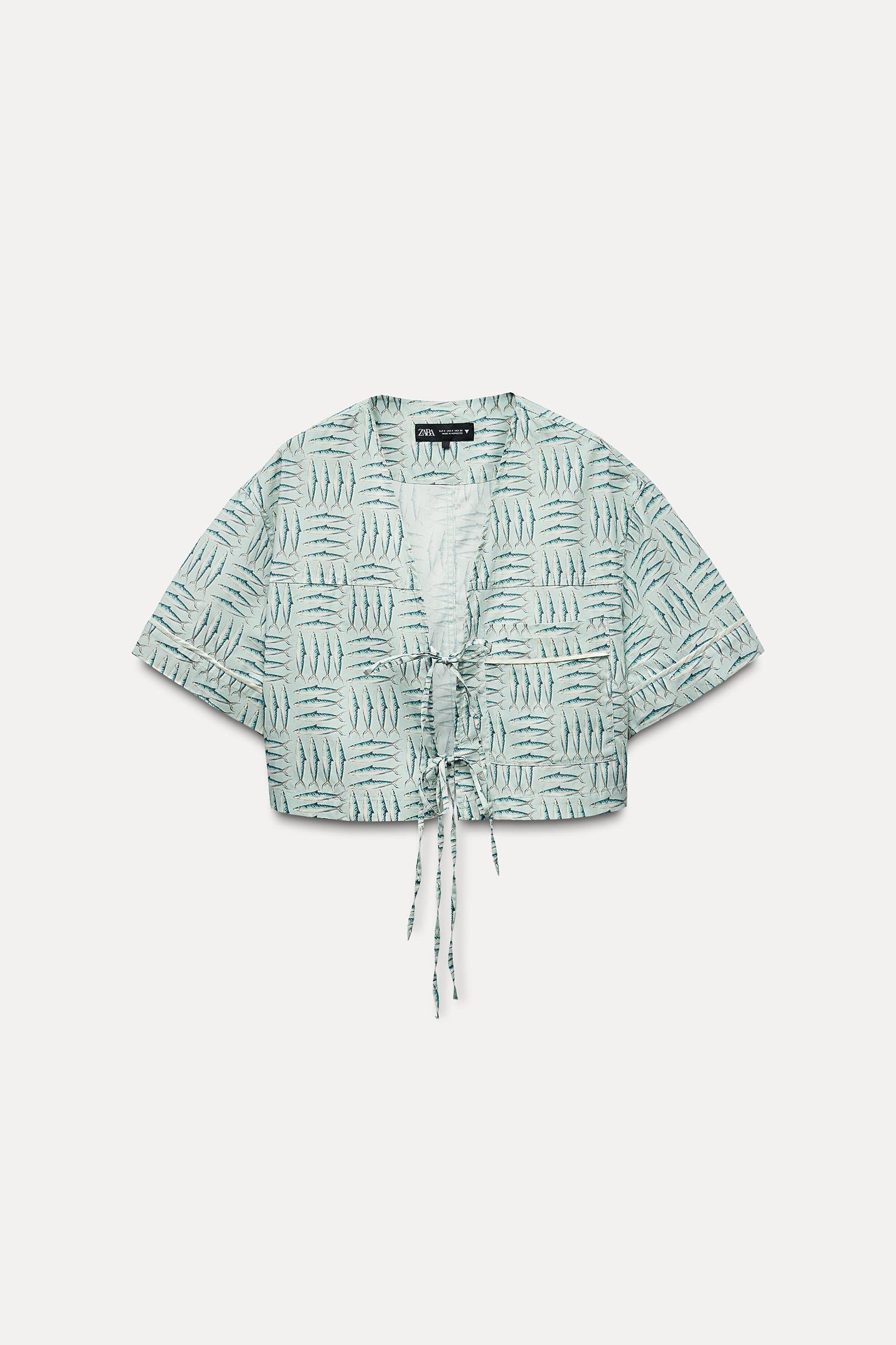 FIGURE PRINT SHIRT Product Image