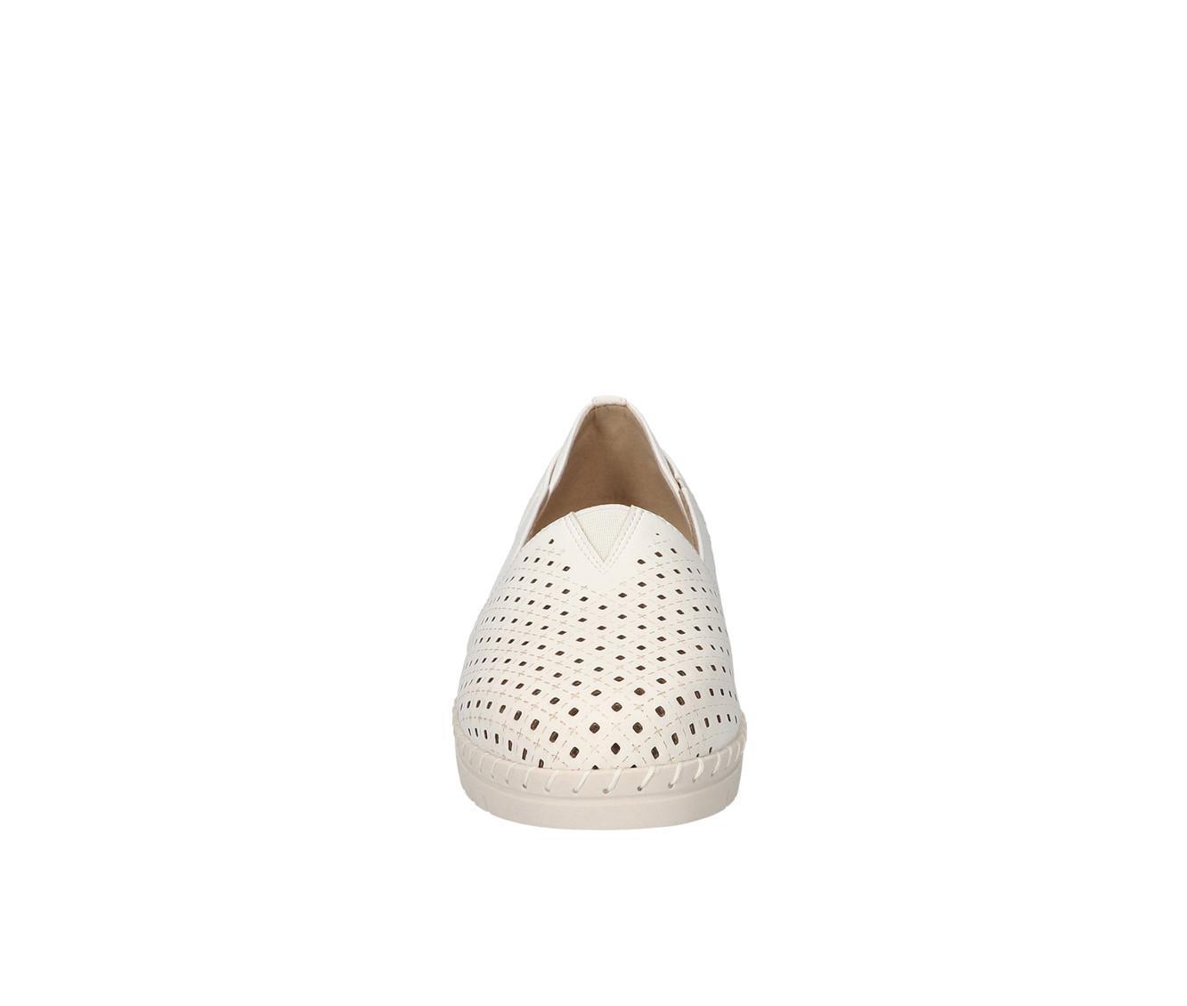 Women's Easy Street Fedra Flats Product Image