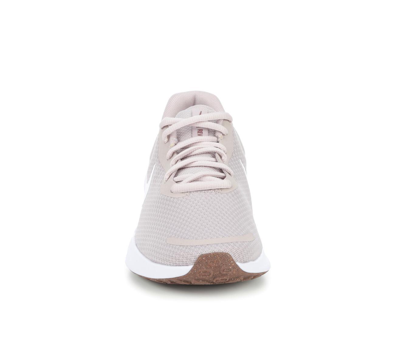 Women's Nike Revolution 7 Running Shoes Product Image