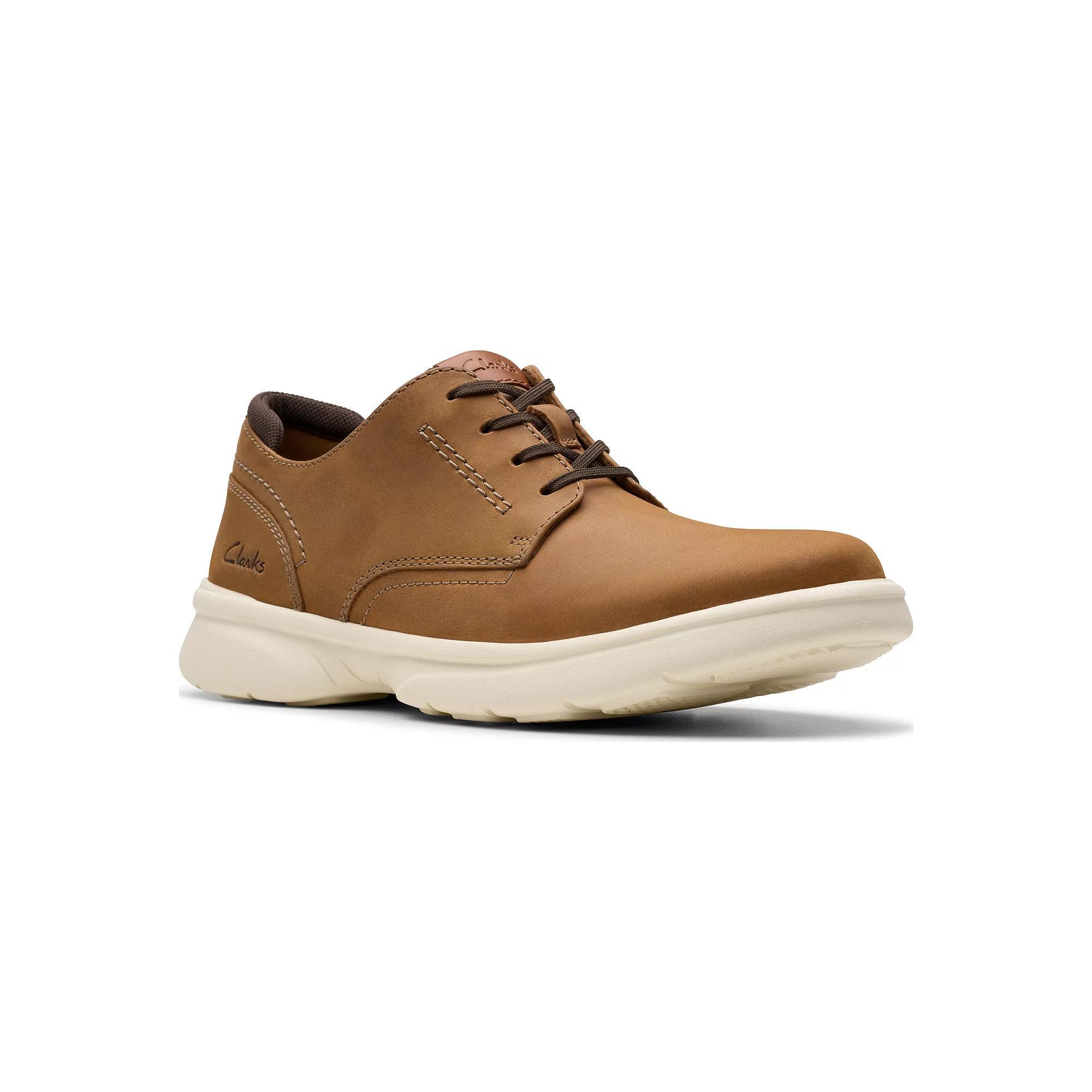 Clarks® Bradley Plain Men's Leather Shoes, Size: 7.5, Light Brown Product Image