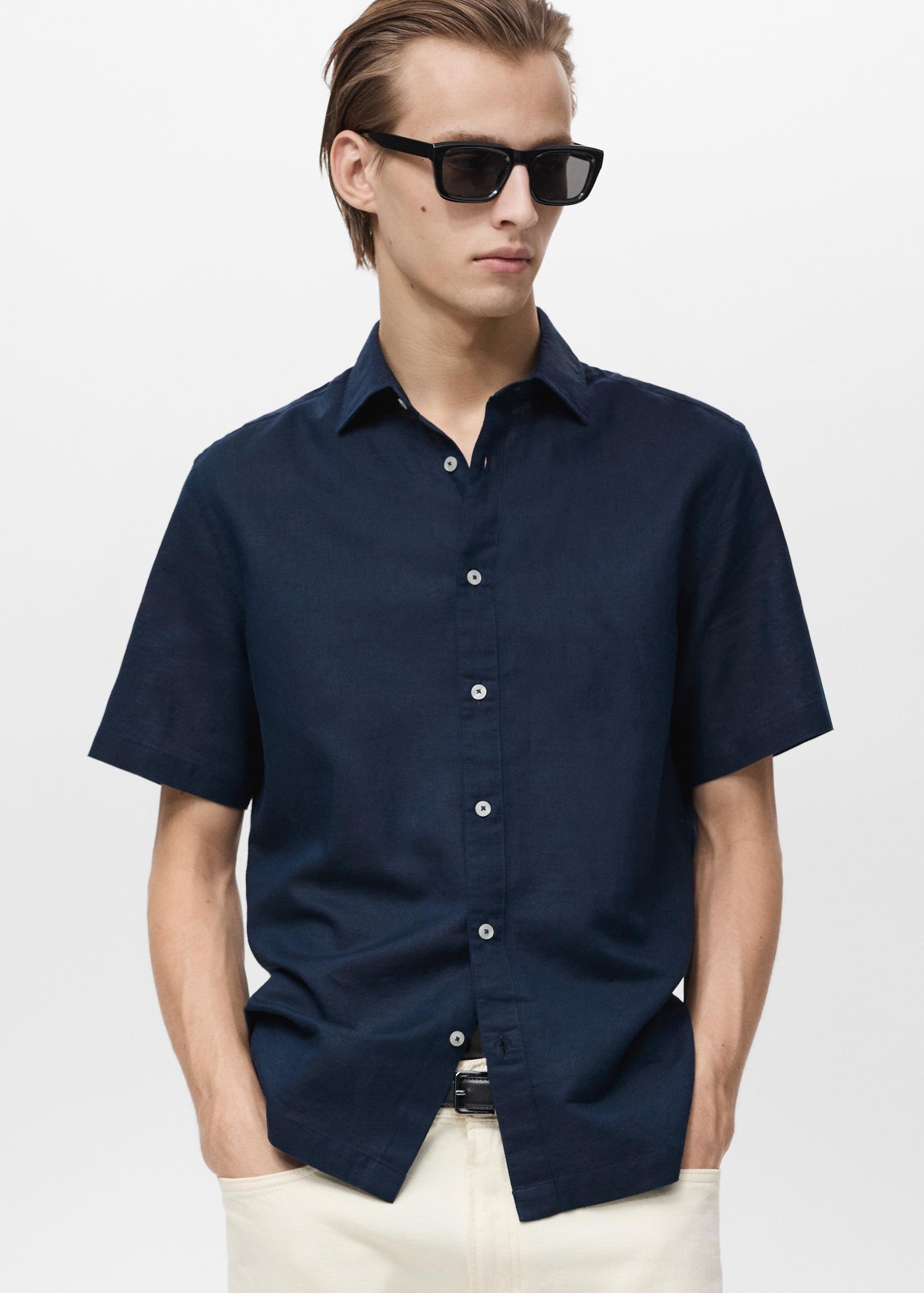 Short sleeve linen-blend shirt - Men | MANGO USA Product Image