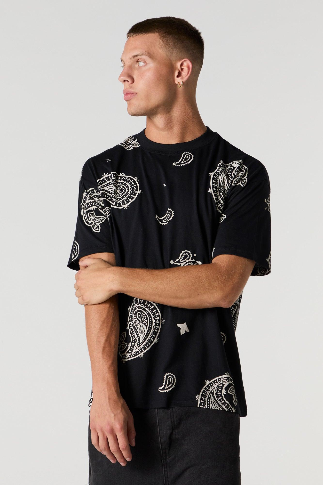 Paisley Print T-Shirt Male Product Image