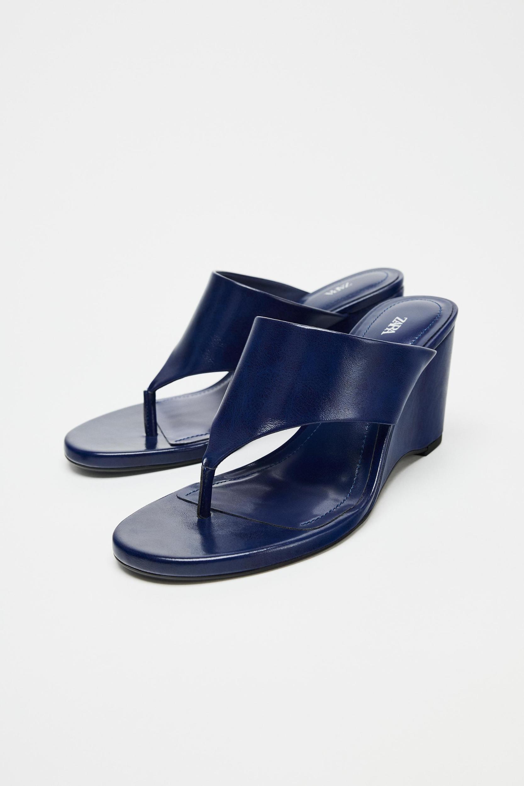 LEATHER WEDGE SANDALS Product Image