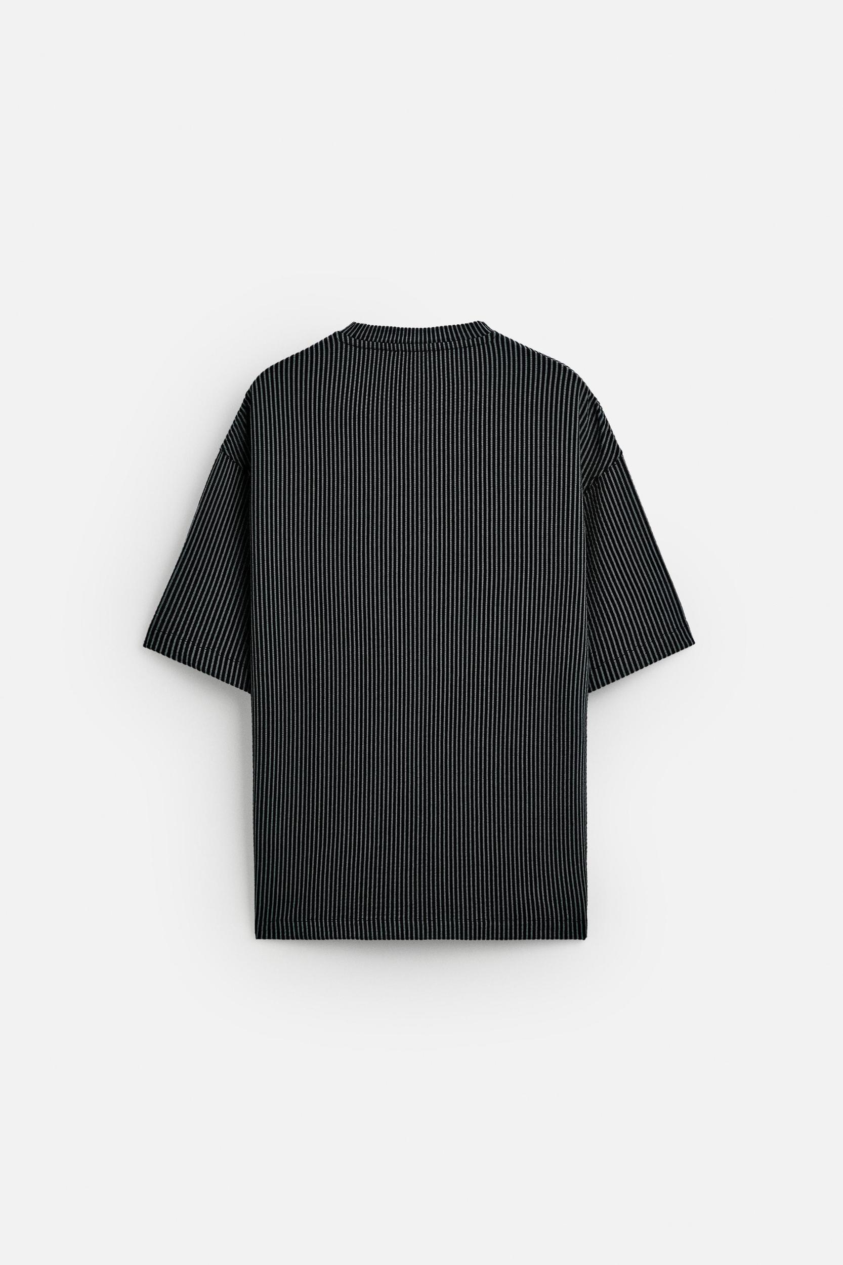 SEERSUCKER T-SHIRT Product Image