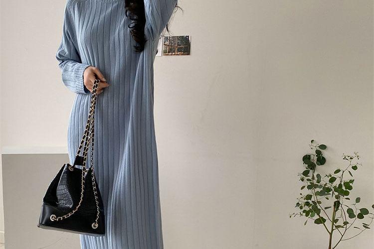 Long-Sleeve Crew Neck Plain Ribbed Maxi Sweater Dress Product Image