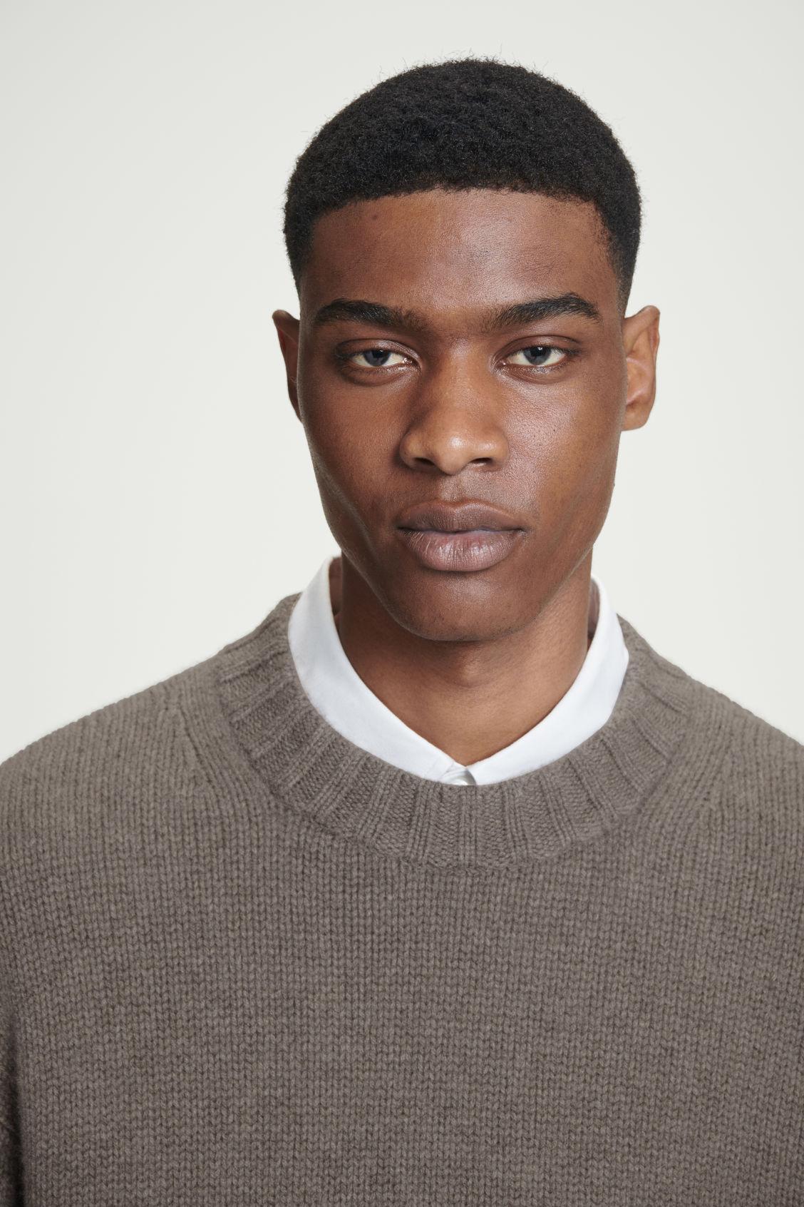 CHUNKY PURE CASHMERE SWEATER Product Image