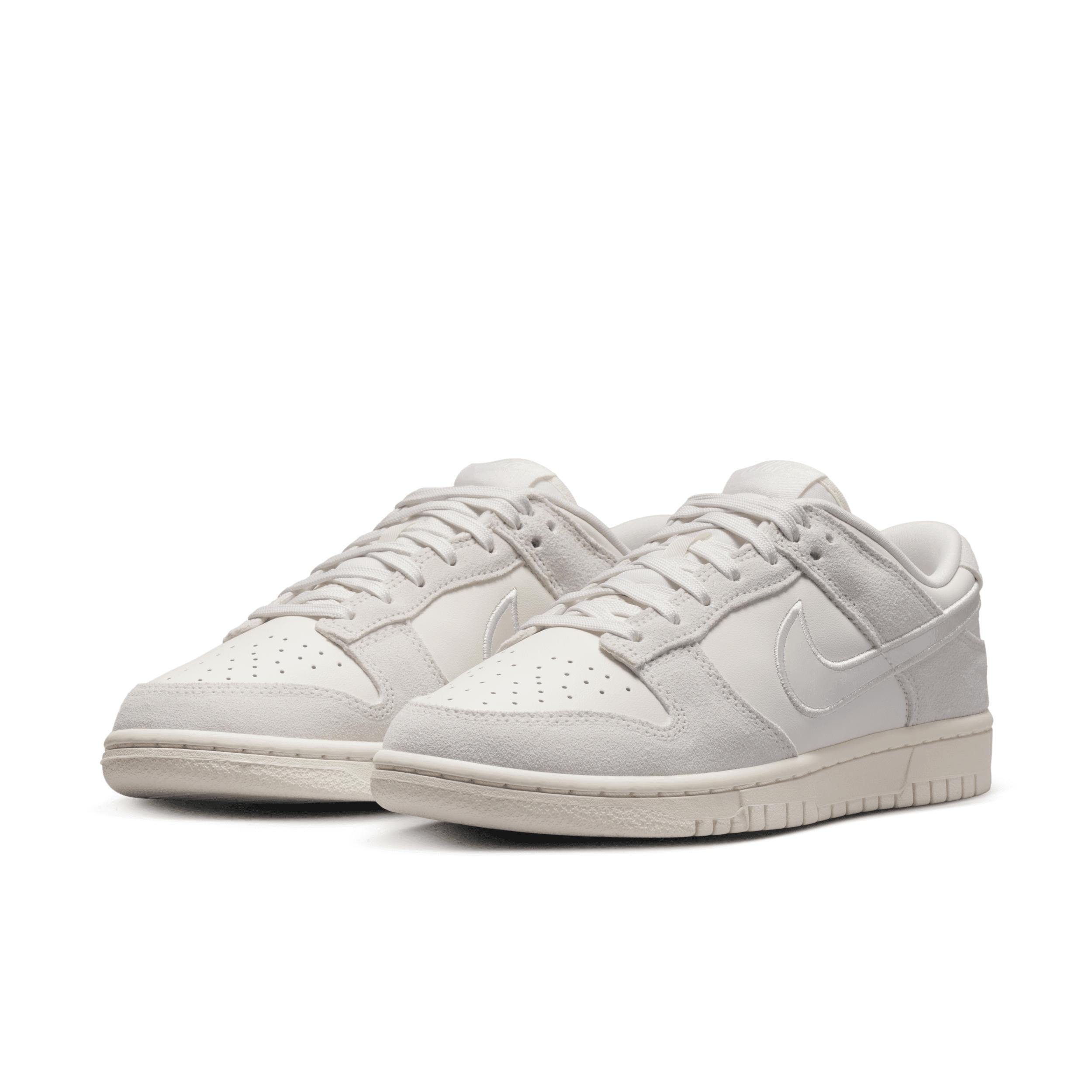 Men's Nike ACG Torre Mid Waterproof Shoes Product Image