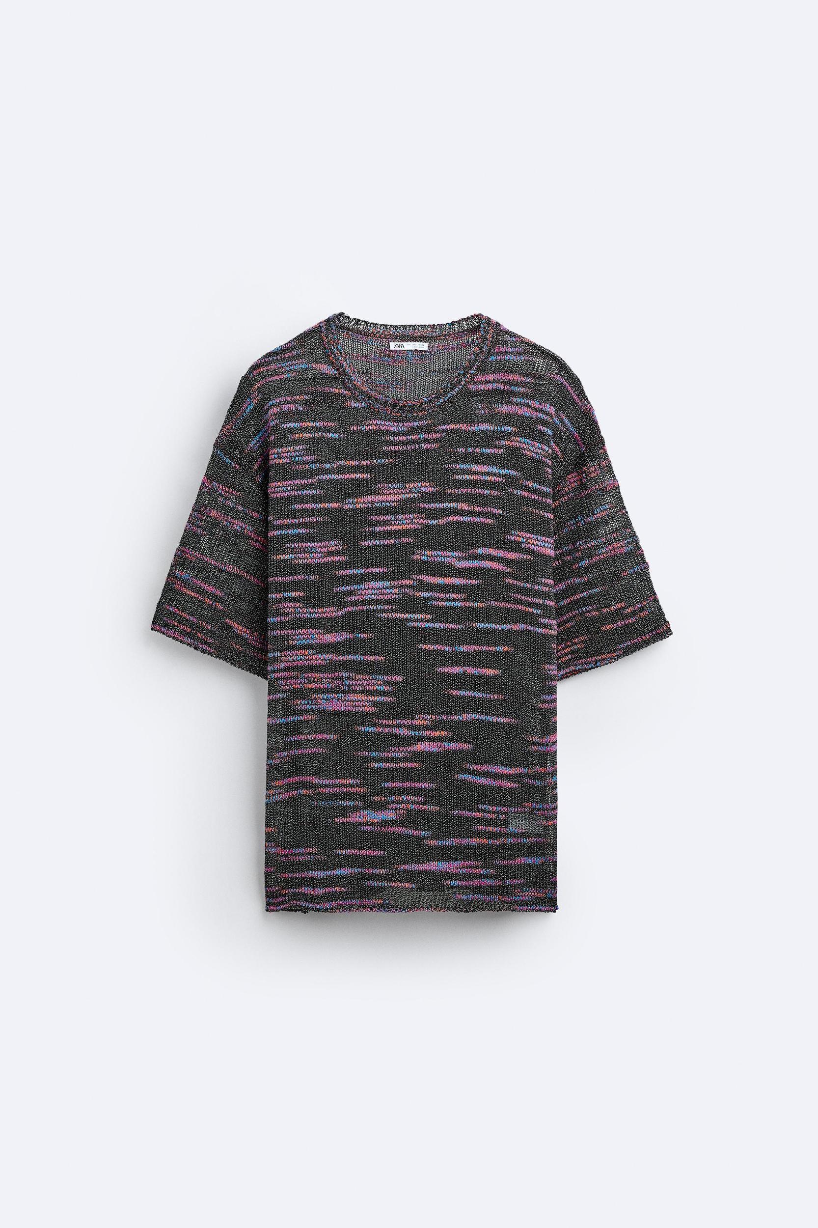BOUCLÉ TEXTURED KNIT T-SHIRT Product Image