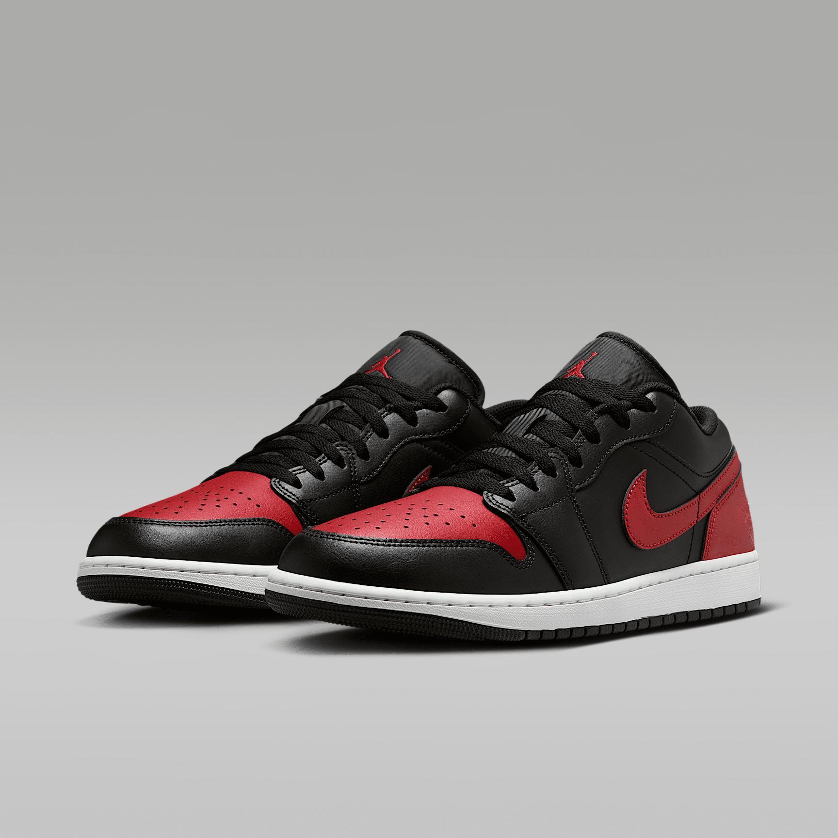 Air Jordan 1 Low Men's Shoes Product Image