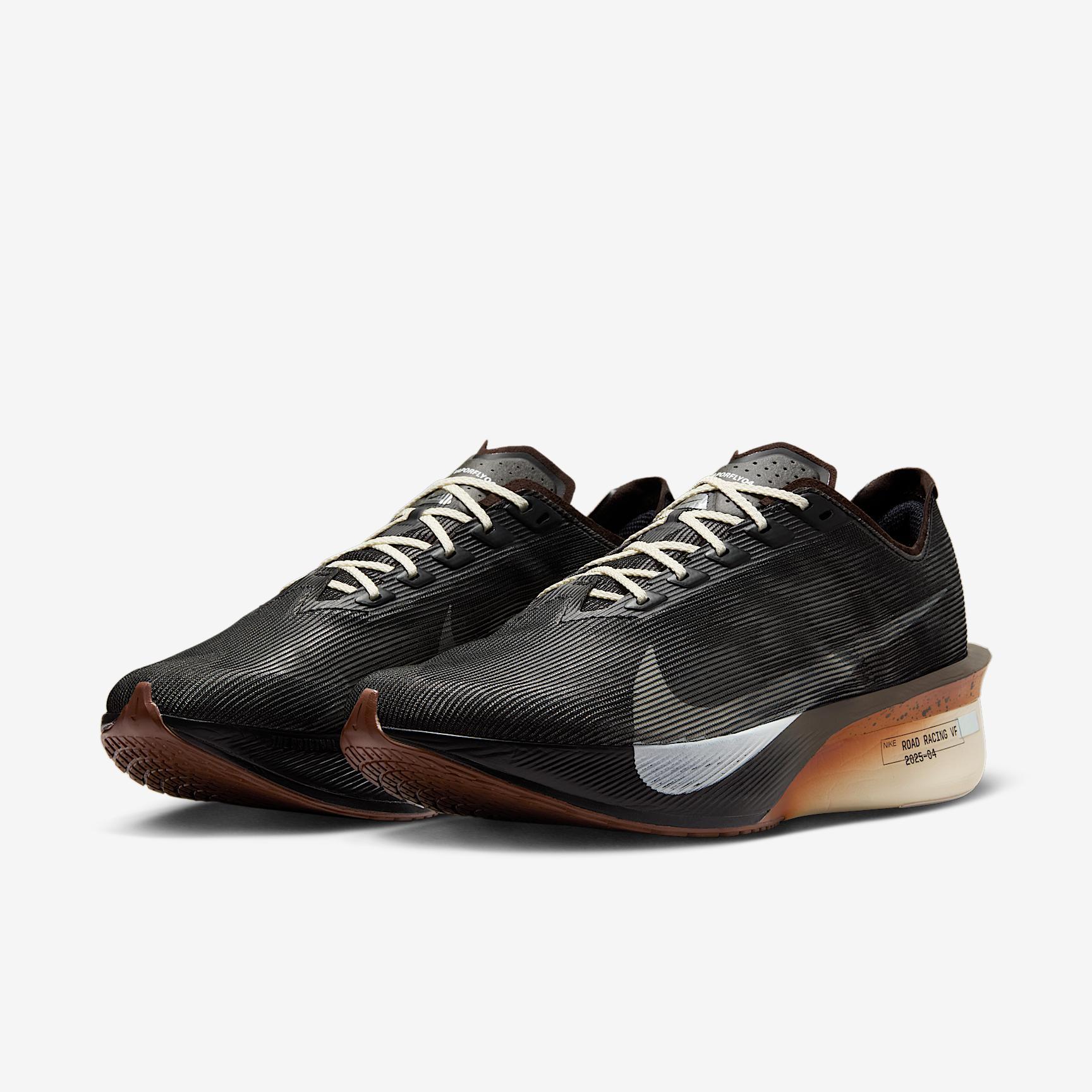 Nike Men's Vaporfly 4 Road Racing Shoes Product Image