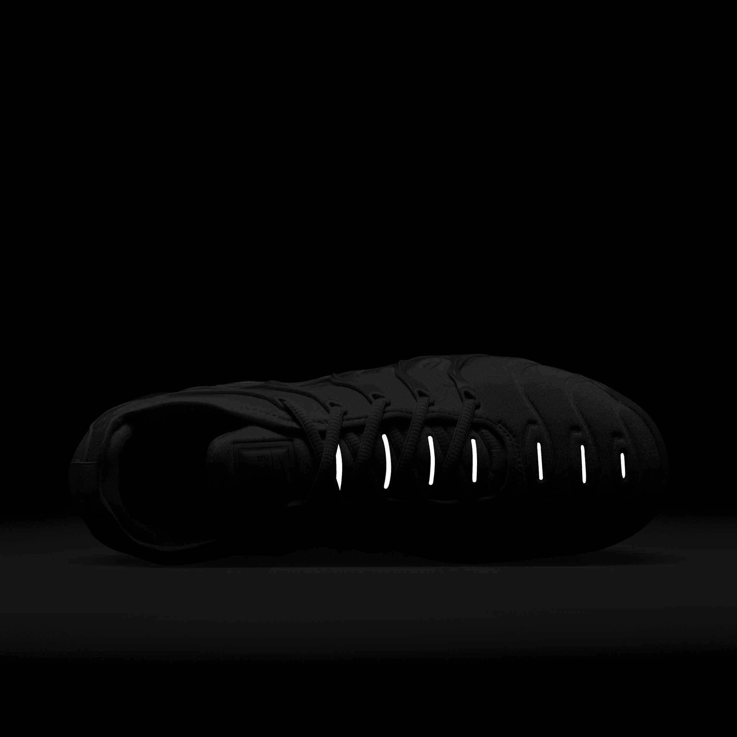 Nike Men's Air VaporMax Plus Shoes Product Image