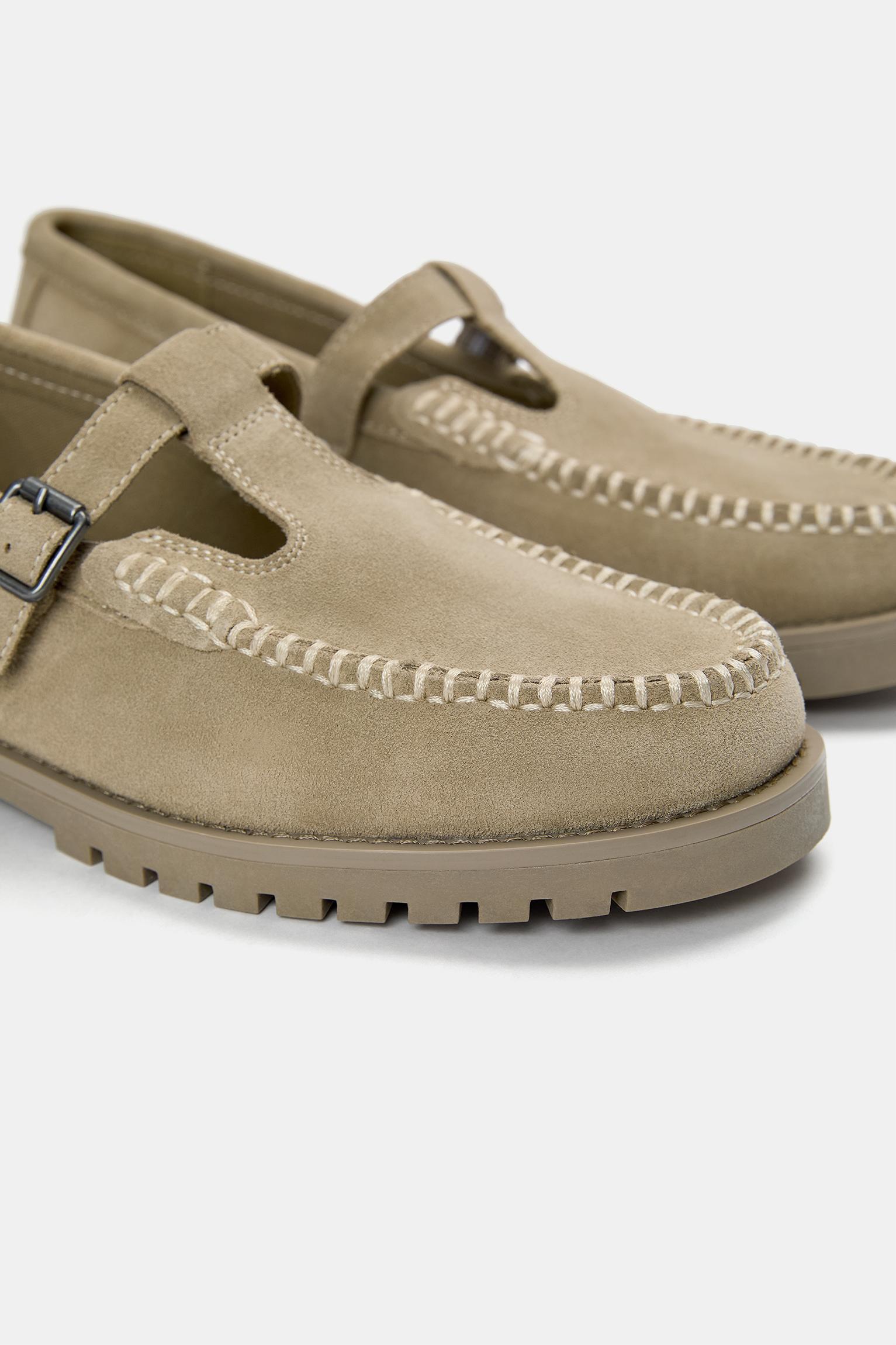 Leather shoes with buckles Product Image