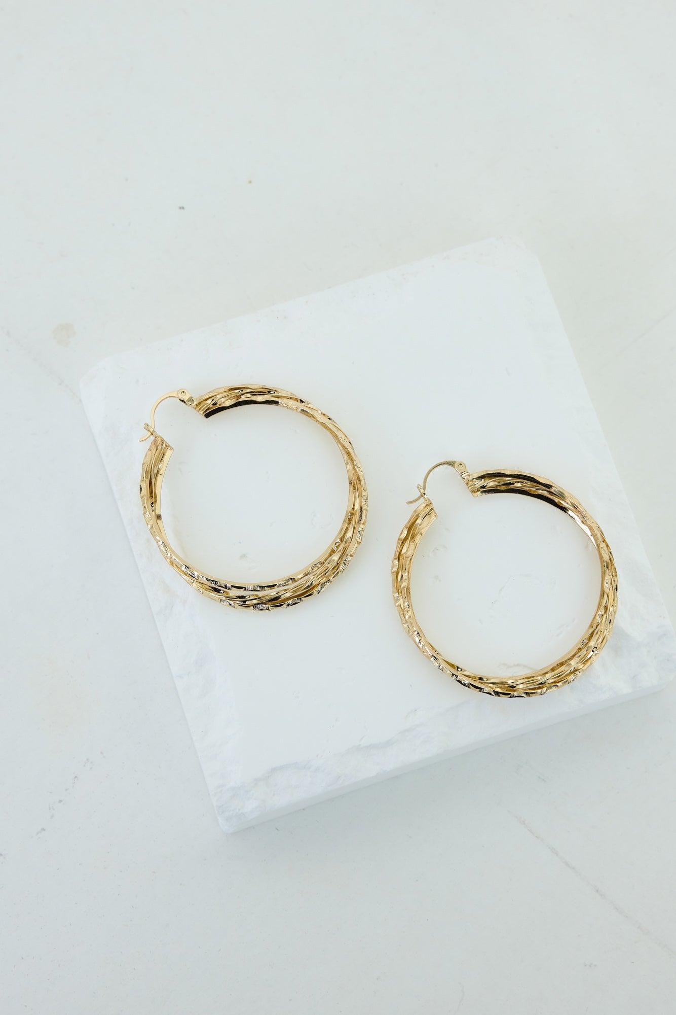The Only Muse Earrings Gold Product Image