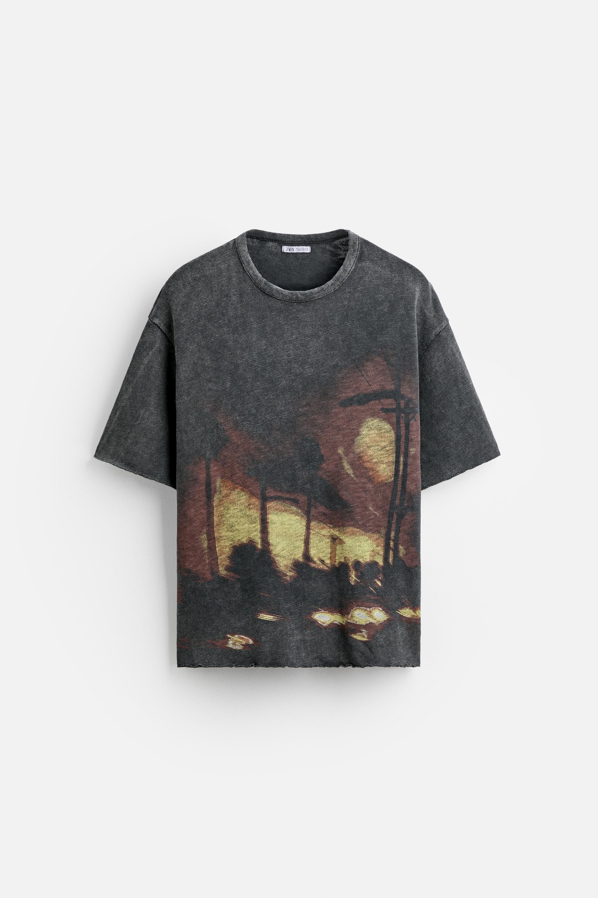 PRINTED KNIT T-SHIRT Product Image